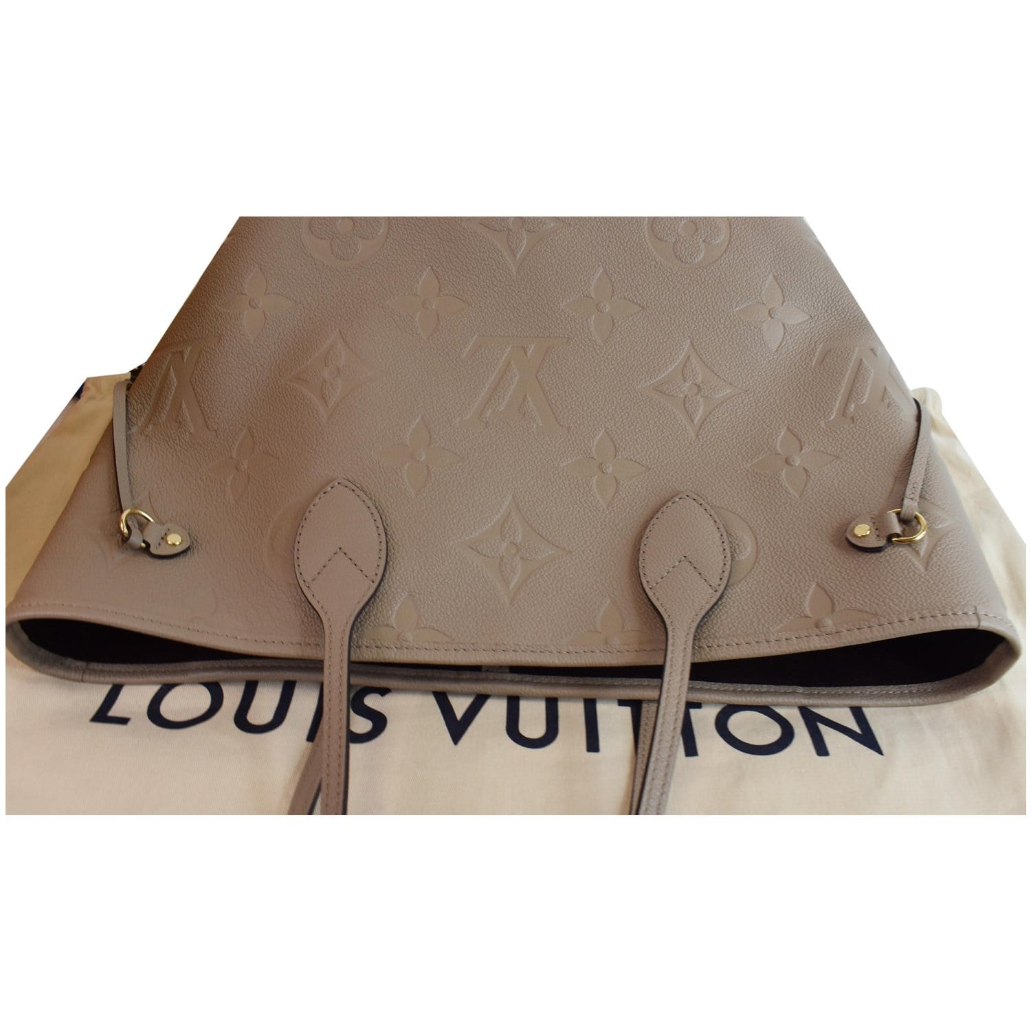LOUIS VUITTON Neverfull MM Empreinte Leather Crème Store Display Sold Out!