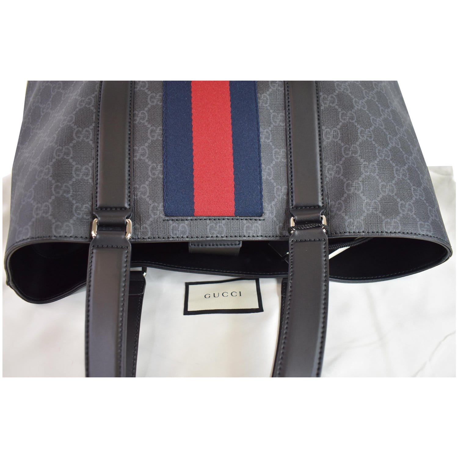 Gucci Gg Supreme Canvas Tote Bag In Black