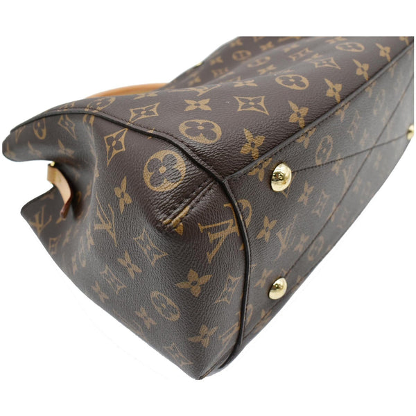 Louis Vuitton Montaigne GM Shoulder Bag - bottom studs