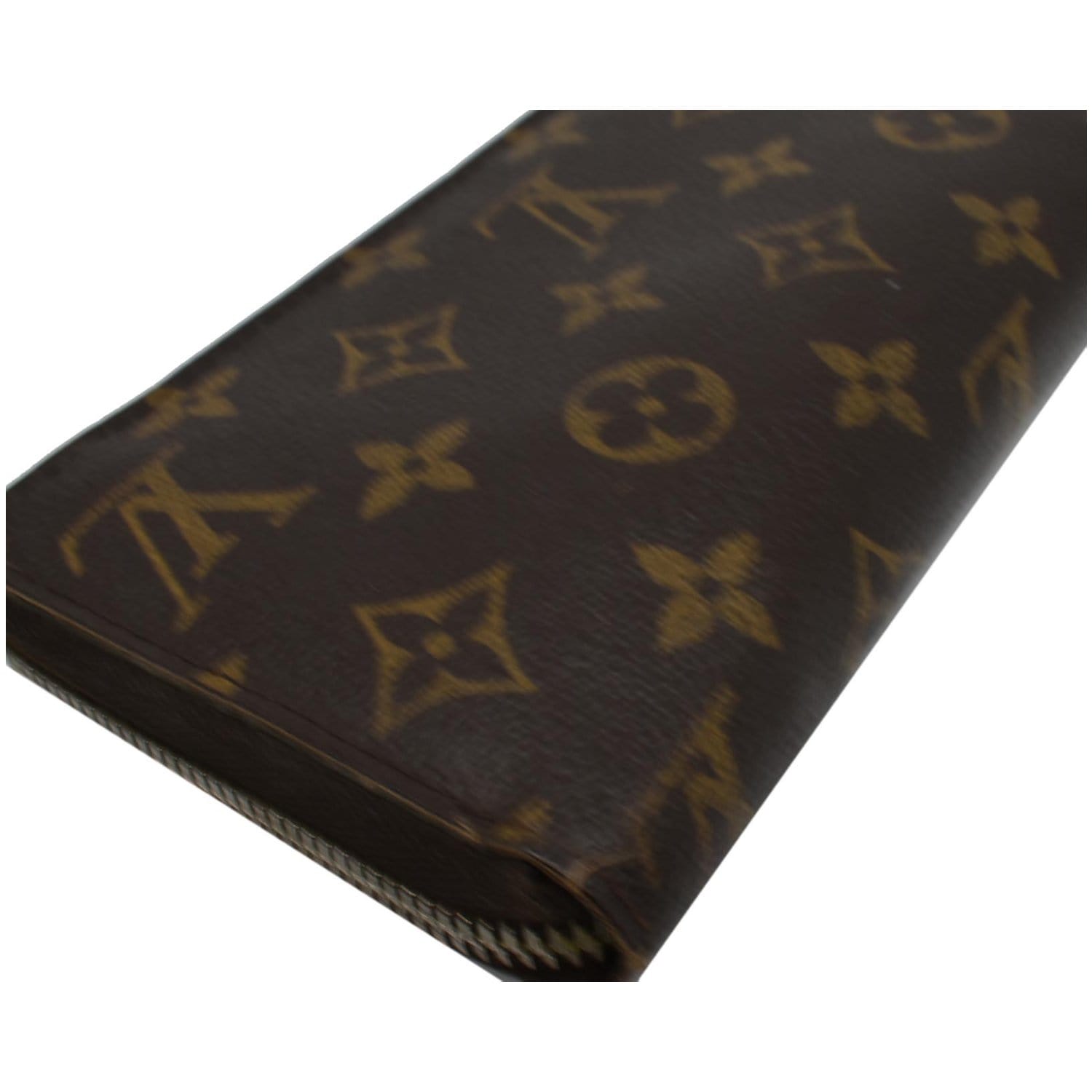 Zippy cloth wallet Louis Vuitton Brown in Cloth - 30674076