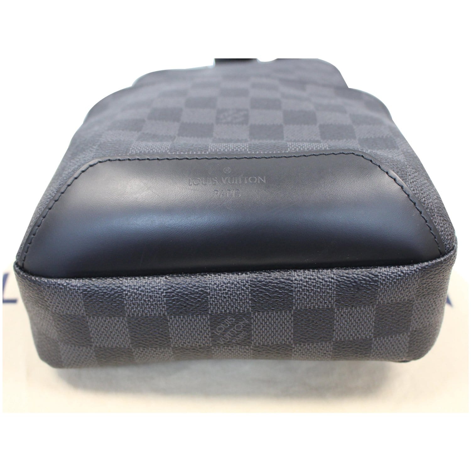 Louis Vuitton DAMIER GRAPHITE 2022-23FW Canvas Street Style Crossbody Bag  Logo (N45302)