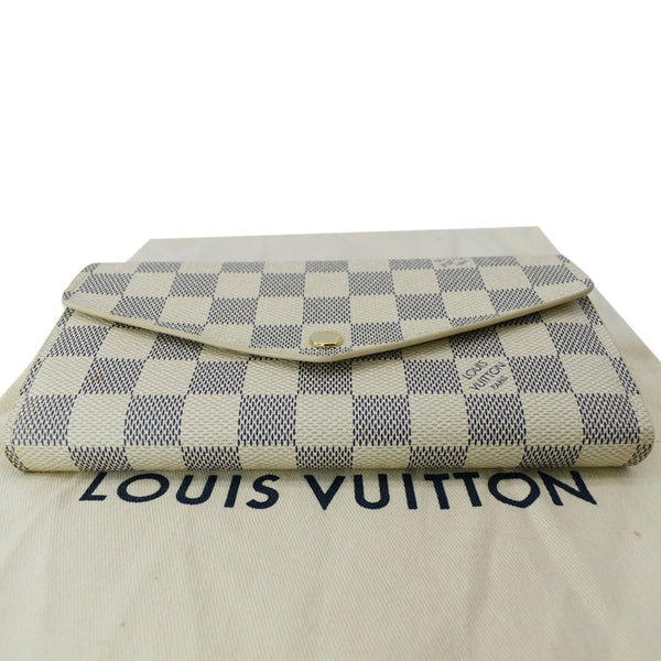 LOUIS VUITTON Damier Azur Sarah Wallet White