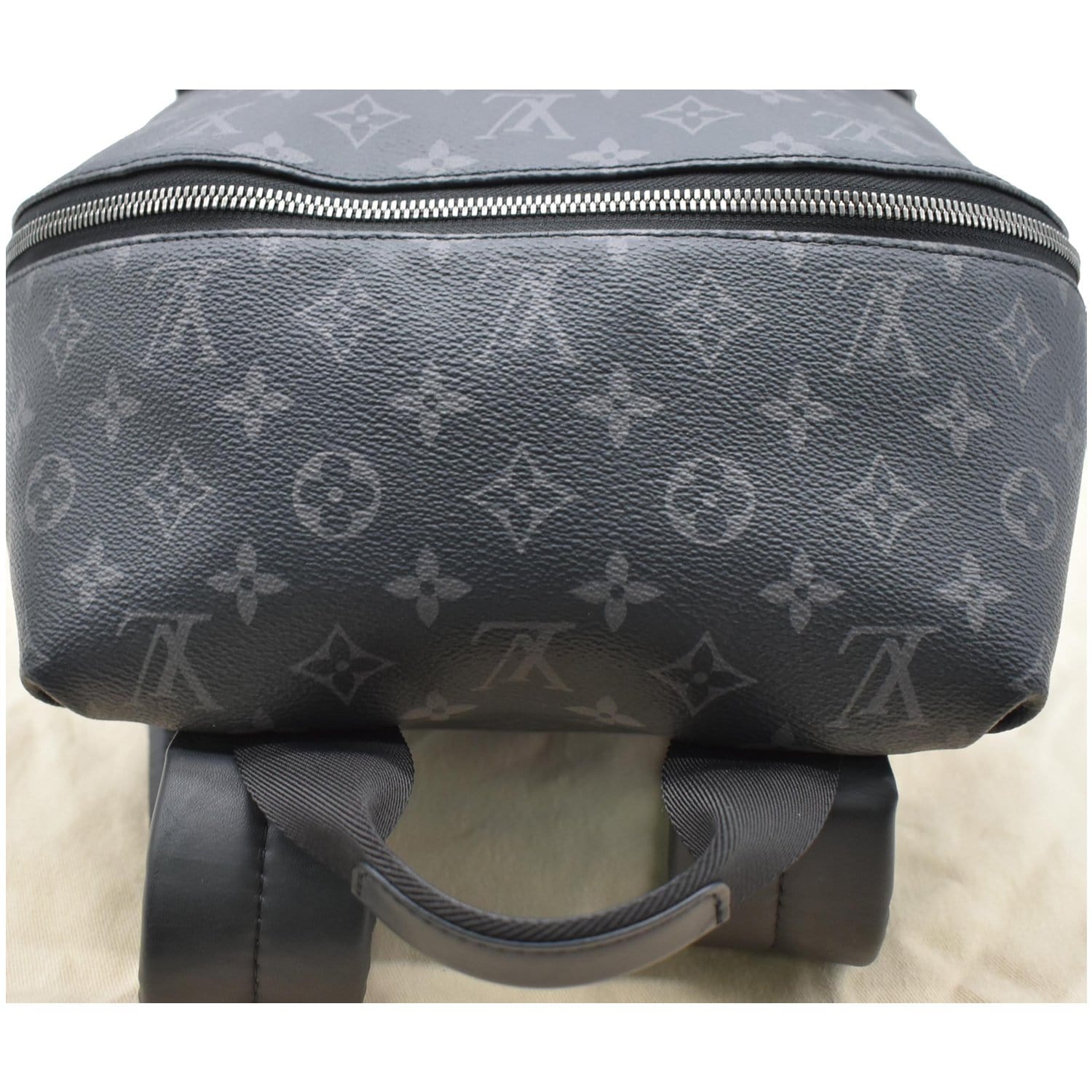 Shop Louis Vuitton MONOGRAM Discovery backpack pm (M43186) by