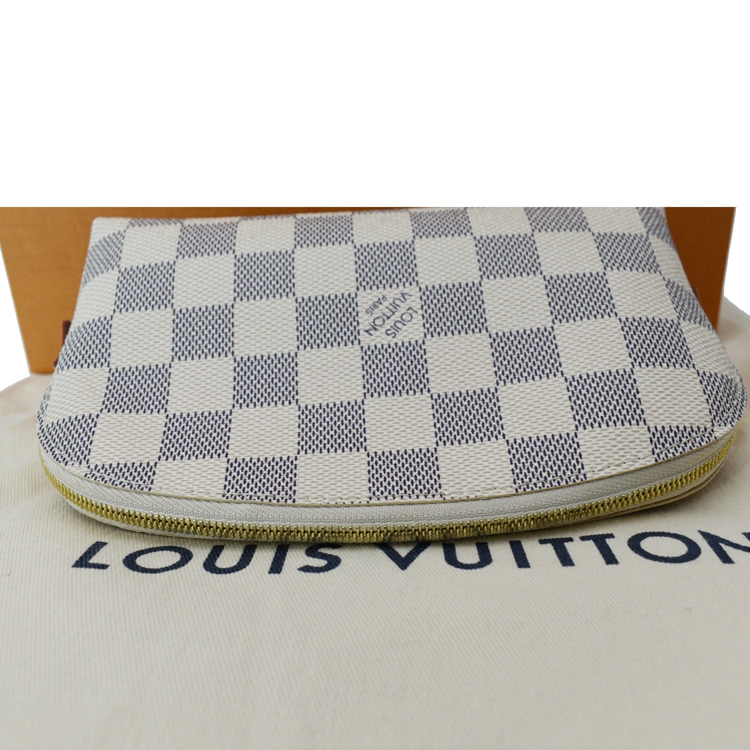 Cosmetic Pouch GM Louis Vuitton👝💕 Damier Azur LV cosmetic pouch