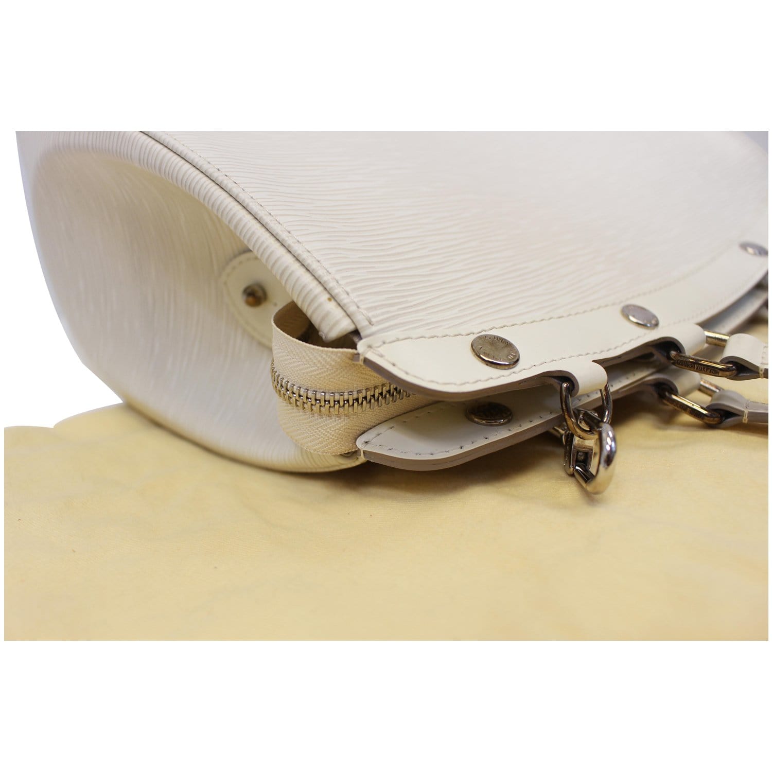 Louis Vuitton Alma Ivory Epi Leather MM White - Bags