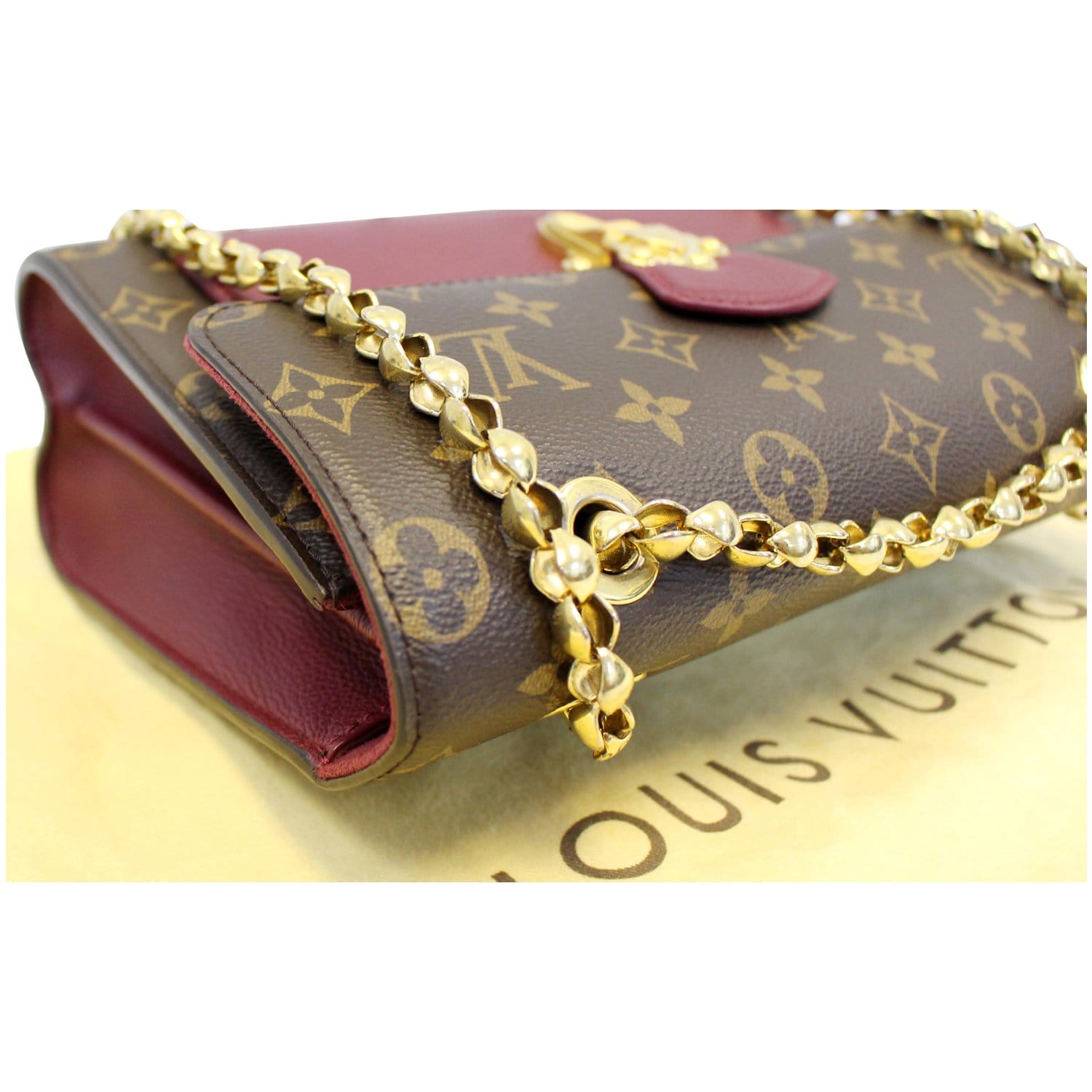 Louis Vuitton Monogram Victoire Chain Bag - Brown Shoulder Bags, Handbags -  LOU614592