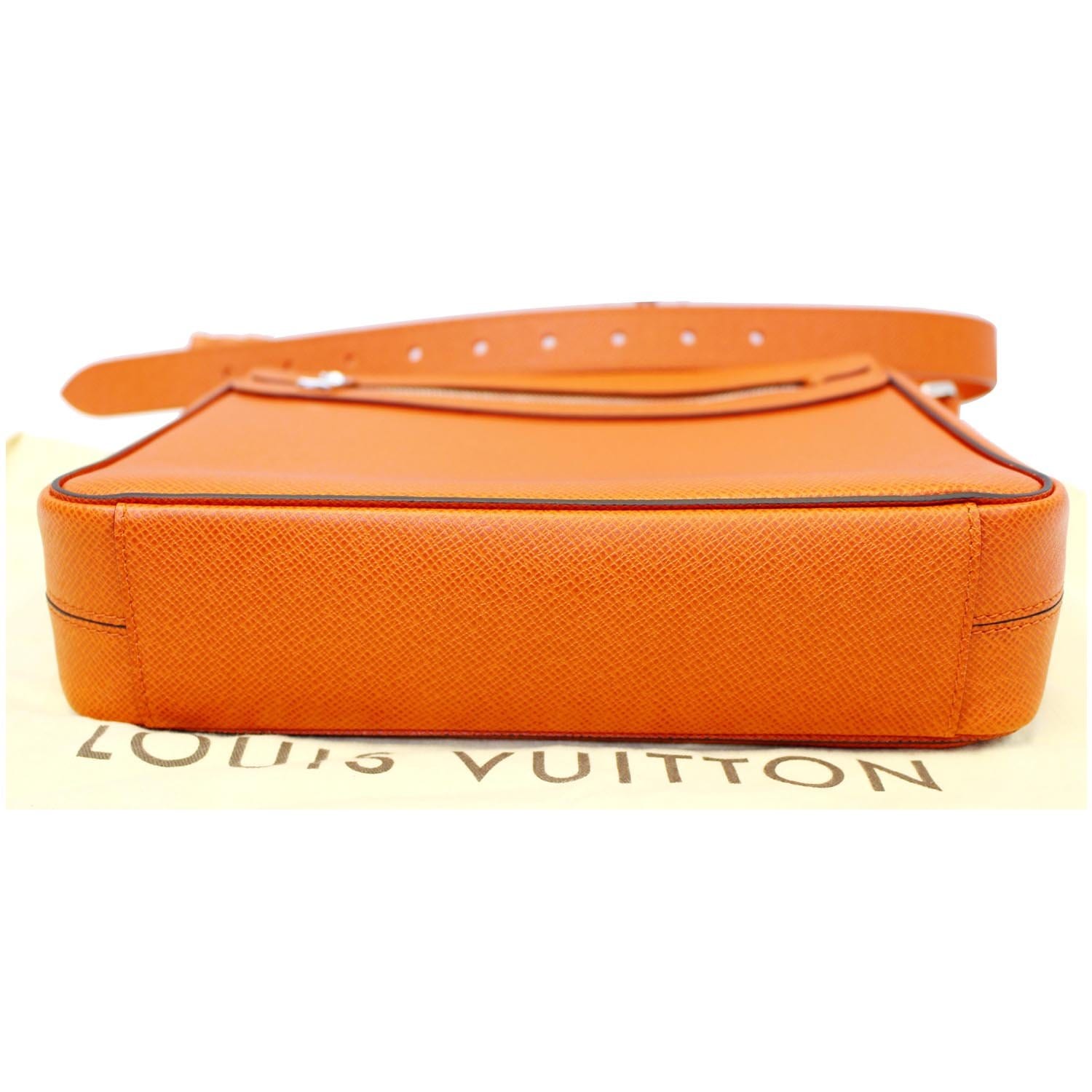 LOUIS VUITTON Mahina iPad Air Case Leather Orange LV Auth 46066