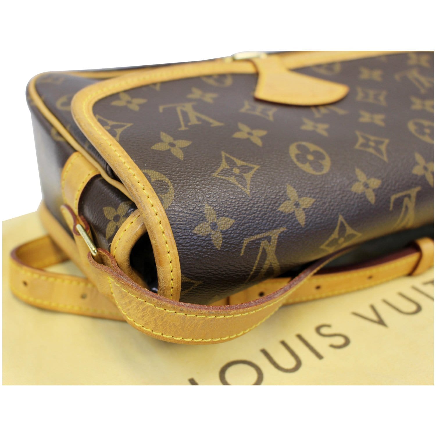  (LOUIS VUITTON) LOUIS VUITTON M42250 Sologne Monogram  Shoulder Bag Monogram Canvas Women's LV 0019 Used, Braun : Clothing, Shoes  & Jewelry