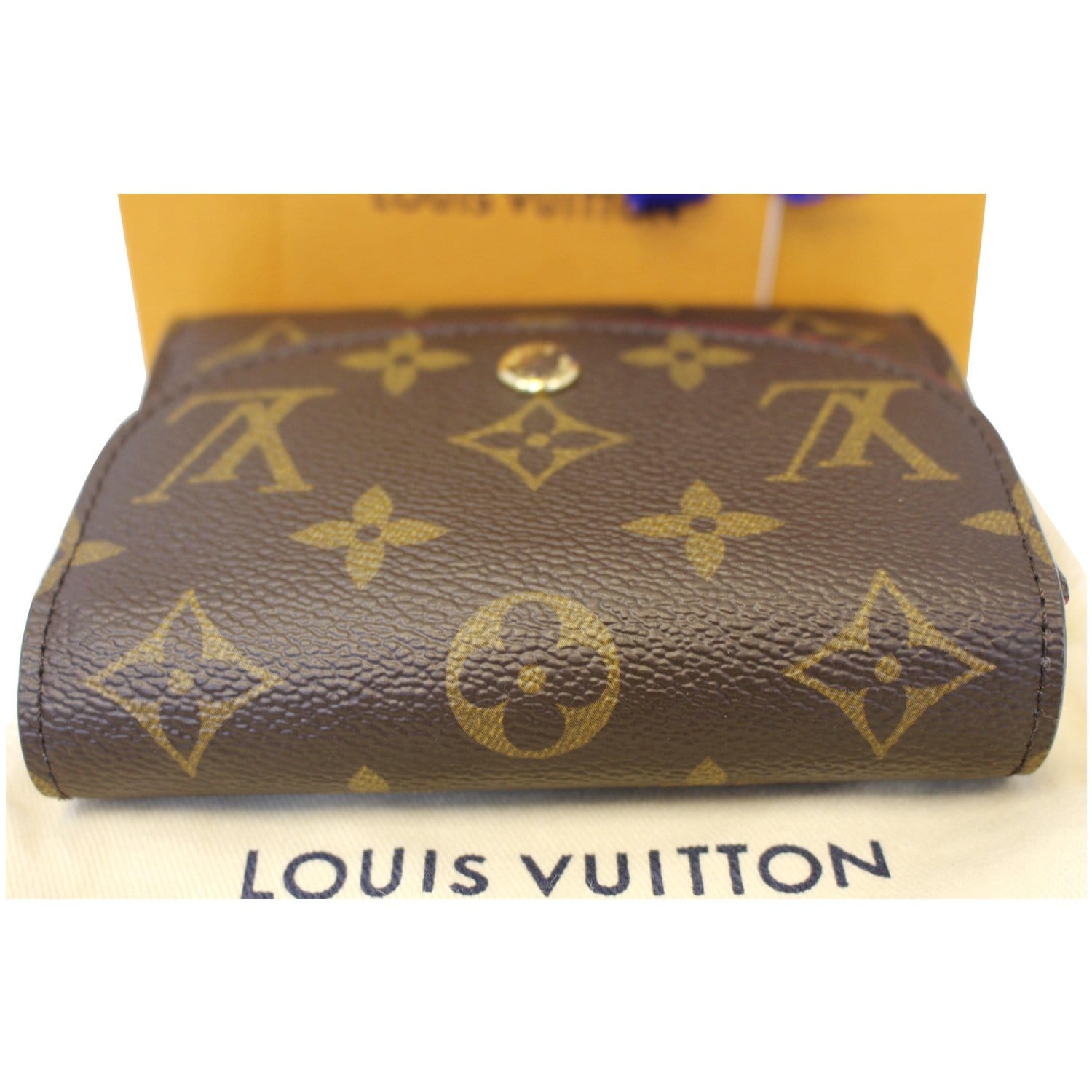 Louis Vuitton Portefeuille Ariane Brown Cloth ref.947580 - Joli Closet