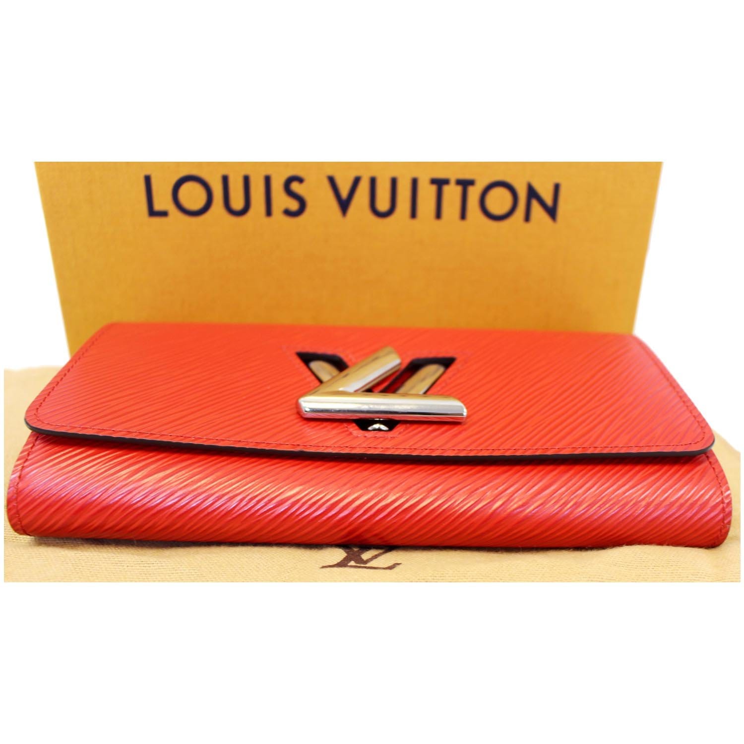 Louis Vuitton Twist Wallet on Chain (WOC)