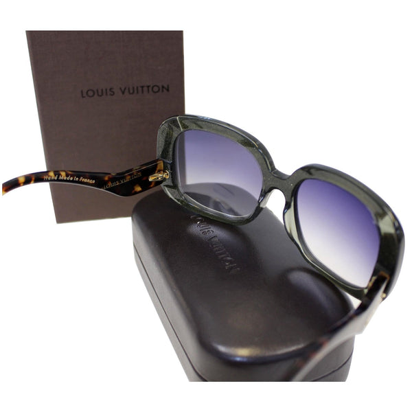 LOUIS VUITTON Anemone Navy Sunglasses - gradient purple 