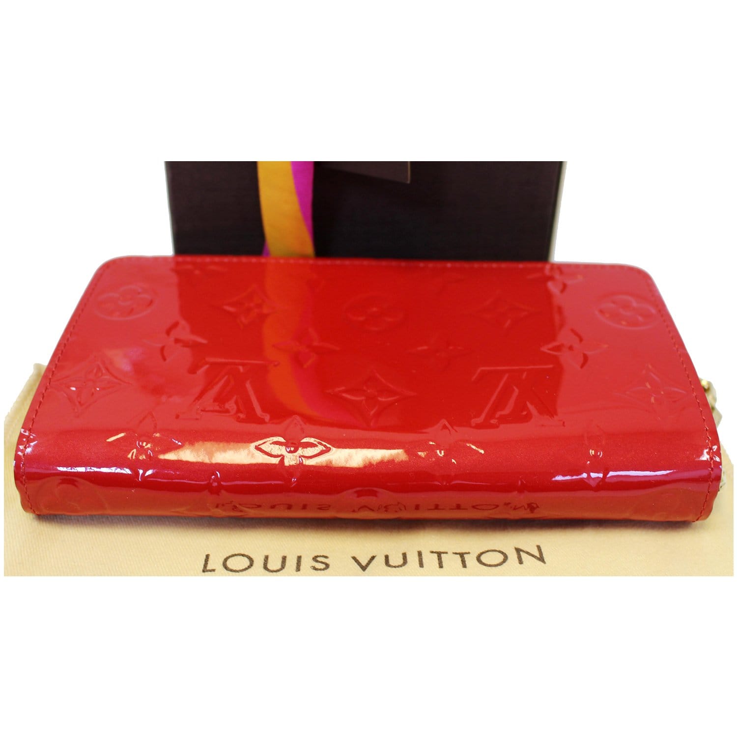 Authentic LOUIS VUITTON Portefeuille Sarah Long Wallet Red Vernis M93530  #f03601