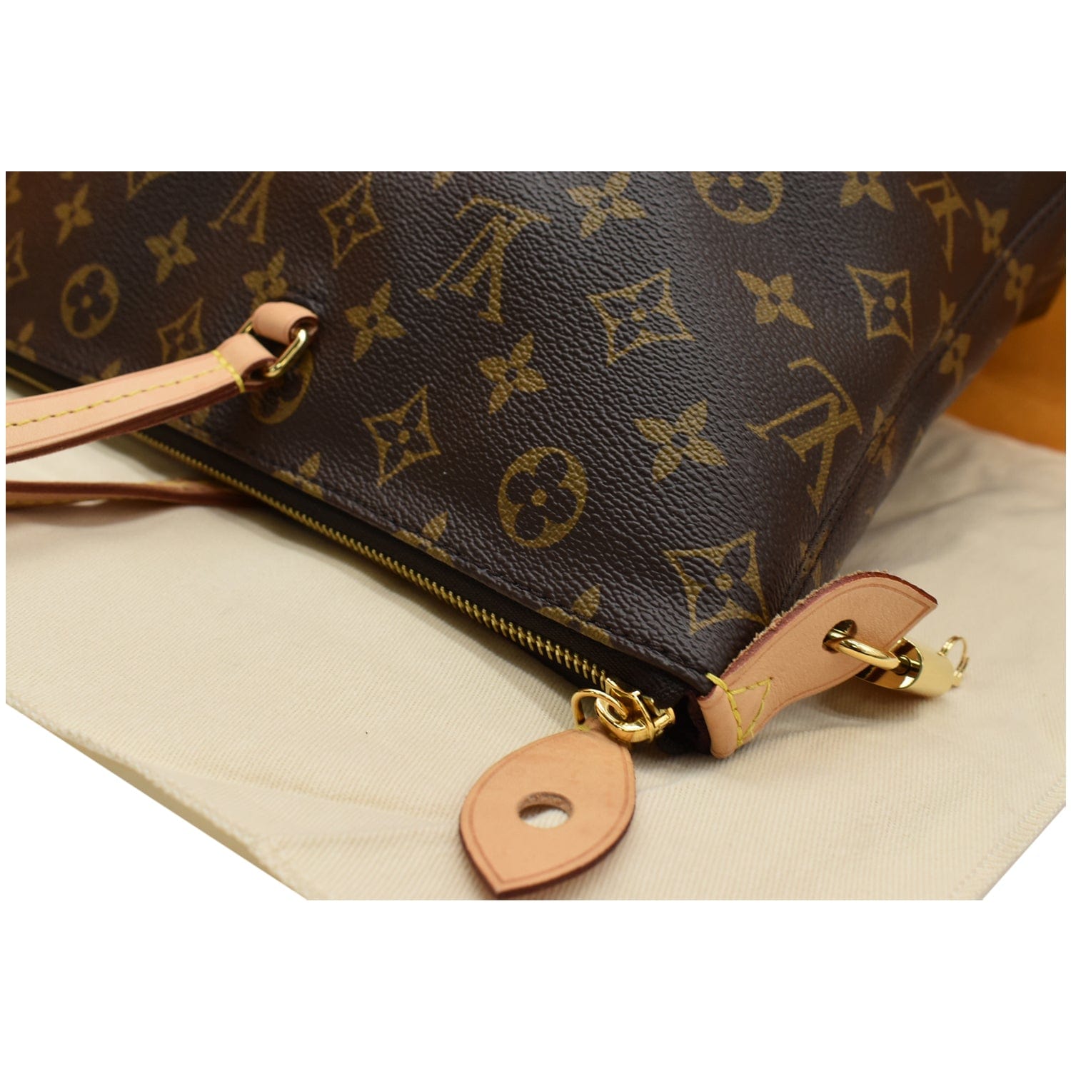 LV Iena MM Brown Monogram Canvas with Leather and Gold Hardware #GLRET-1 –  Luxuy Vintage