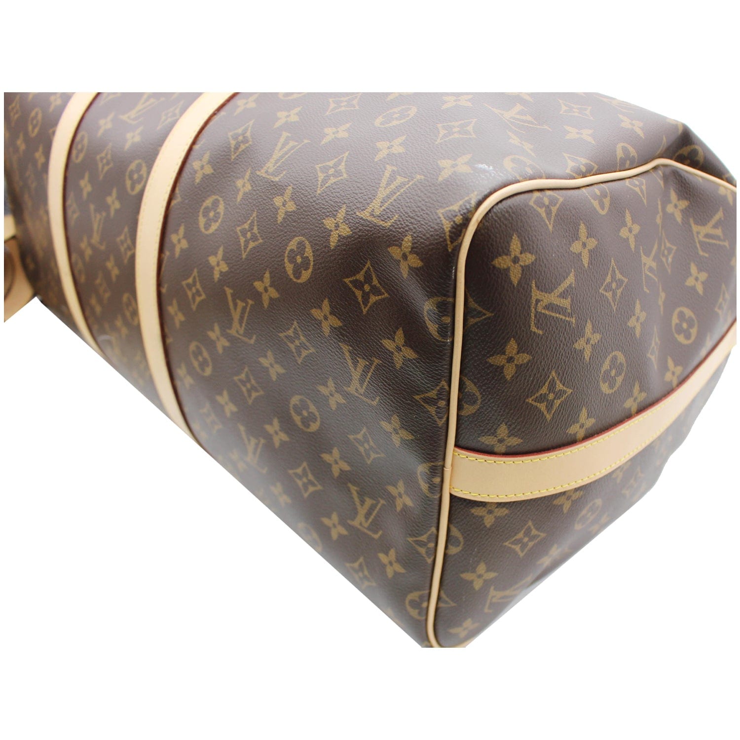 LOUIS VUITTON. 3 bags, keepall bandoulièr 60 and 55, Sac Plat Tote inside  covered in beige leather, monogram canvas, details and buckles in  gold-colored metal, indistinct serial numbers, production around the 80s.