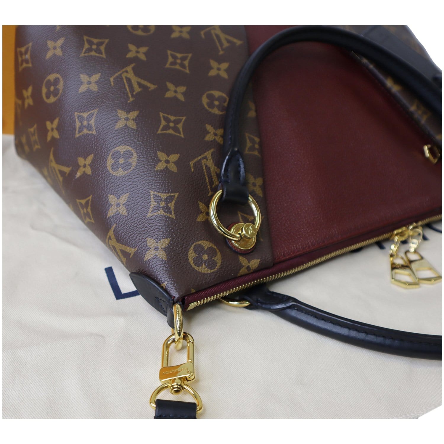 LOUIS VUITTON V MM Monogram Canvas Tote Shoulder Bag Bordeaux-US