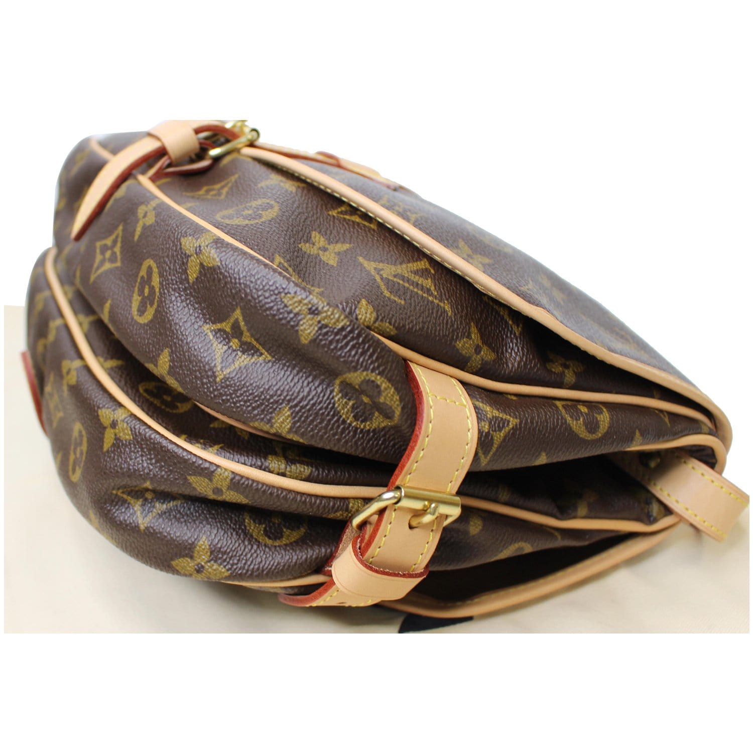 Saumur cloth crossbody bag Louis Vuitton Brown in Cloth - 31418957