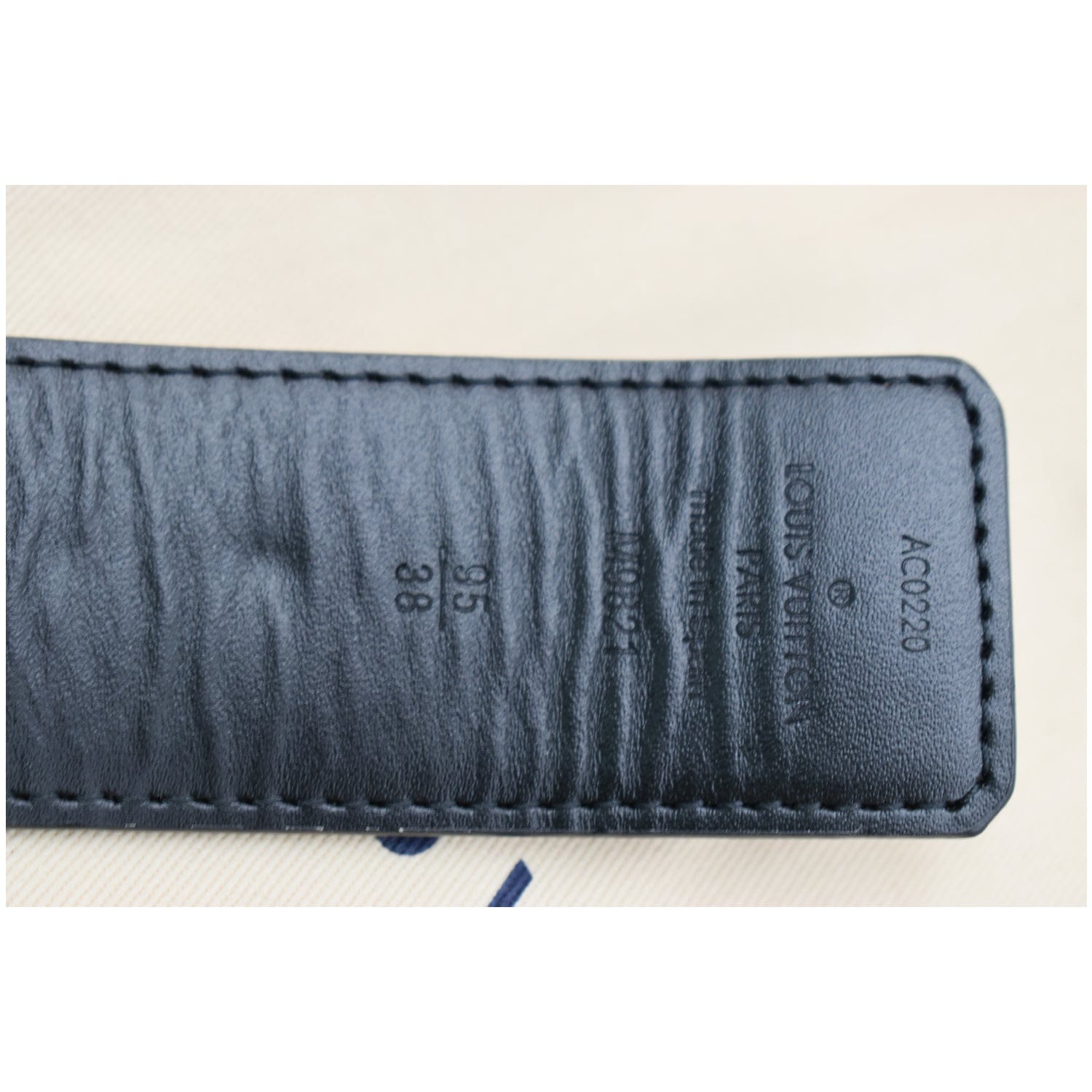Louis Vuitton LV Buckle Monogram Belt in Brown Coated Canvas Cloth  ref.568565 - Joli Closet