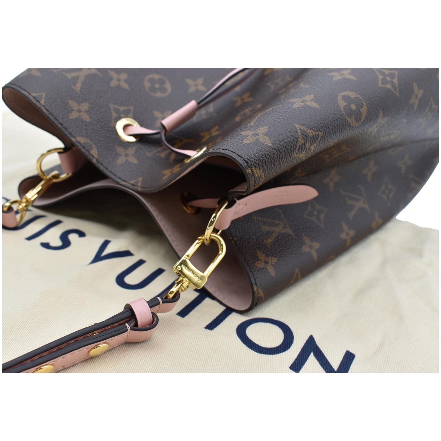 Louis Vuitton NeoNoe Handbag Damier MM - ShopStyle Shoulder Bags