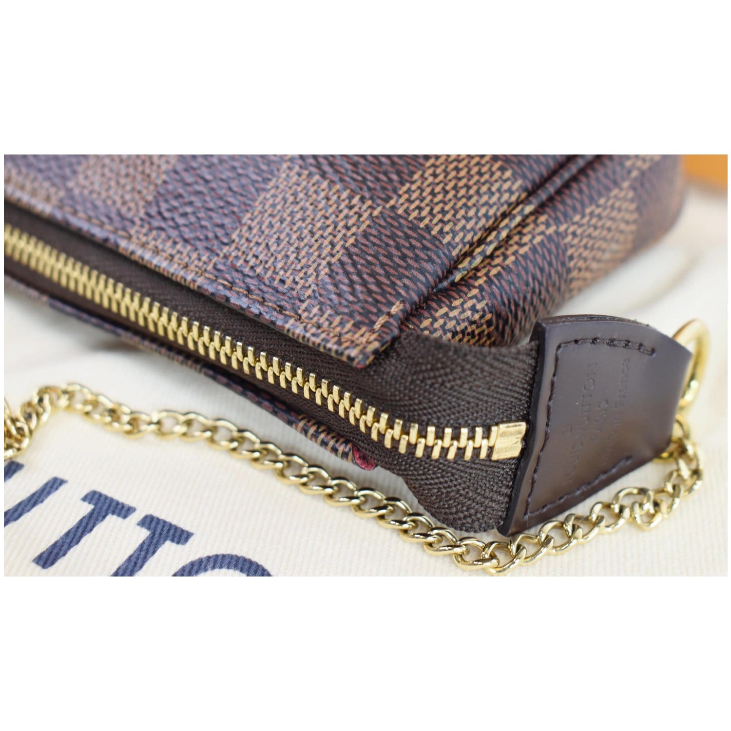 Louis Vuitton Mini Pochette Accessories Damier Ebène Canvas – STYLISHTOP