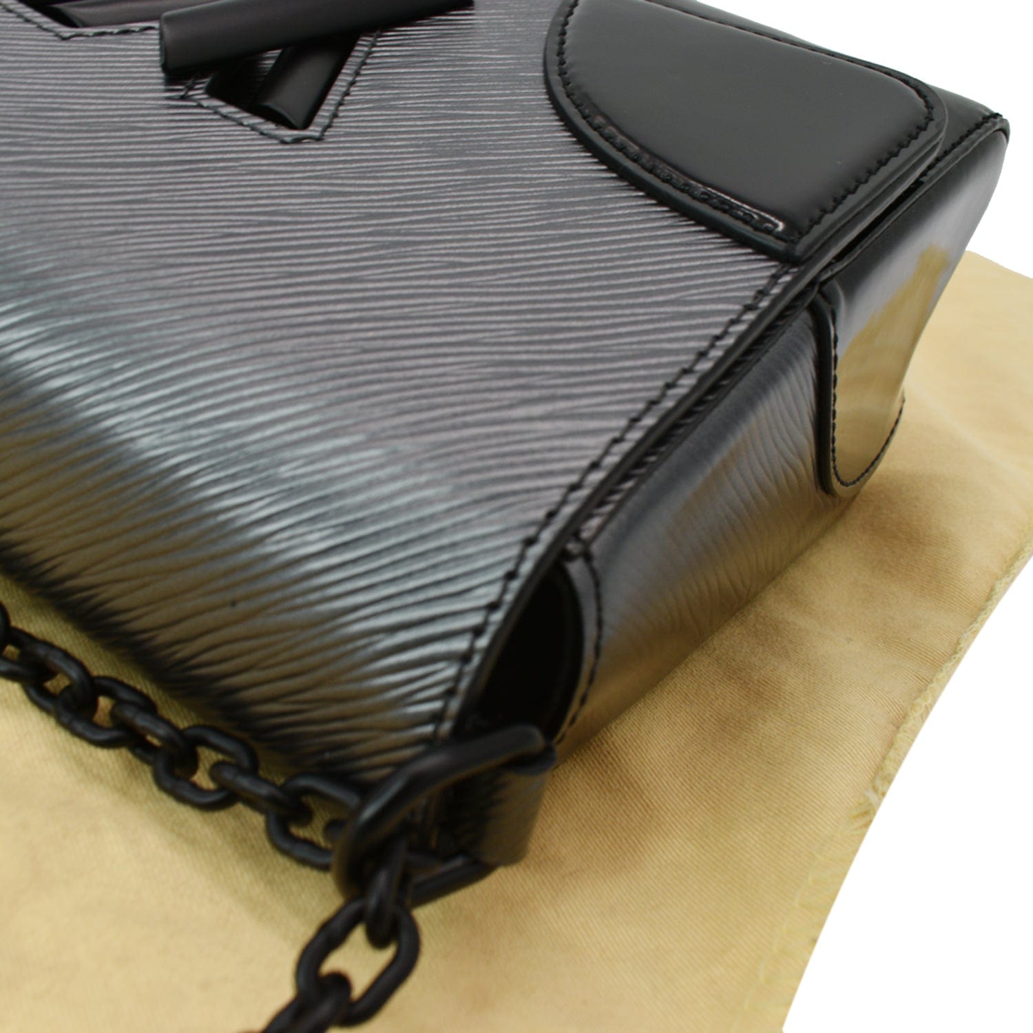 LOUIS VUITTON Twist Patent Shoulder bag in Black Patent leather Louis  Vuitton