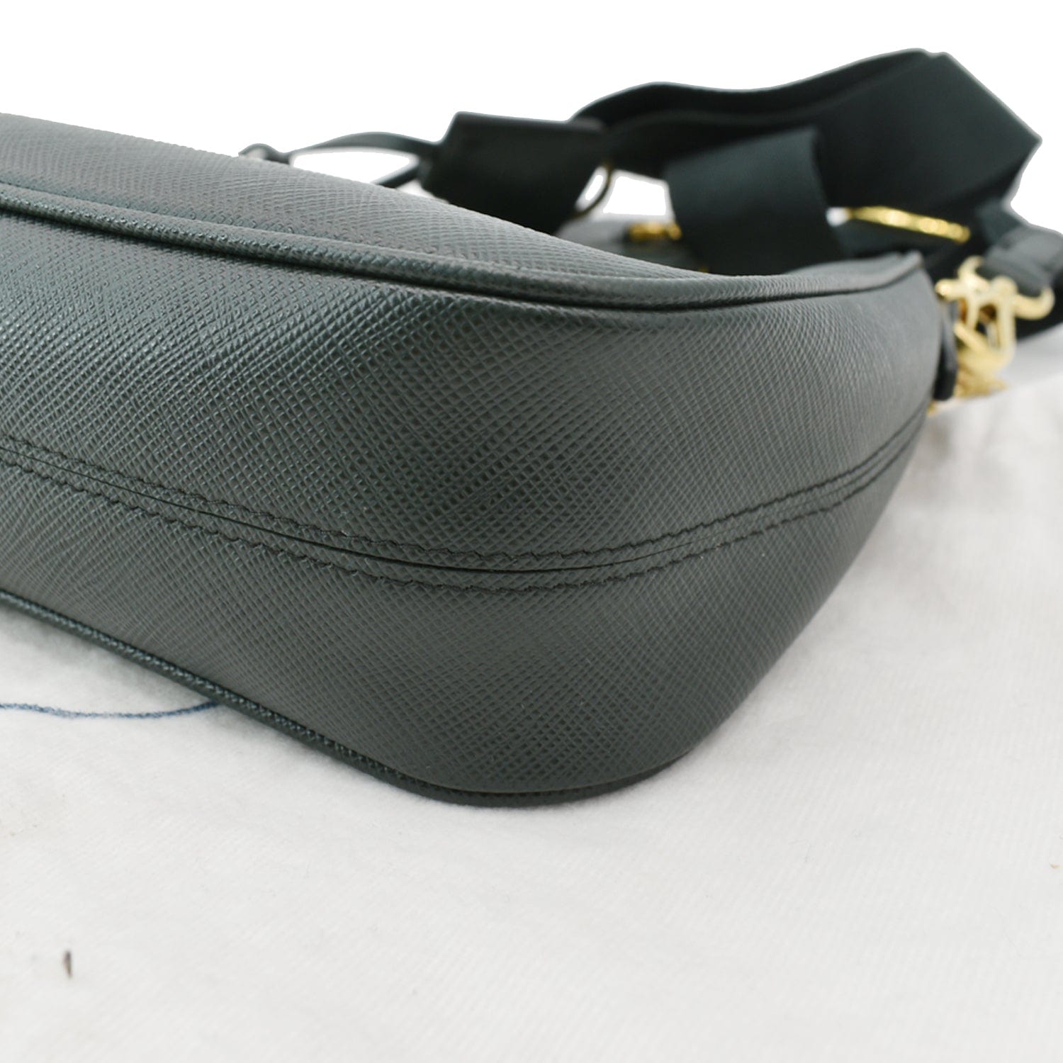 Prada Re-Edition 2005 Saffiano Leather Bag Emerald Green in Saffiano Leather  with Gold-tone - US