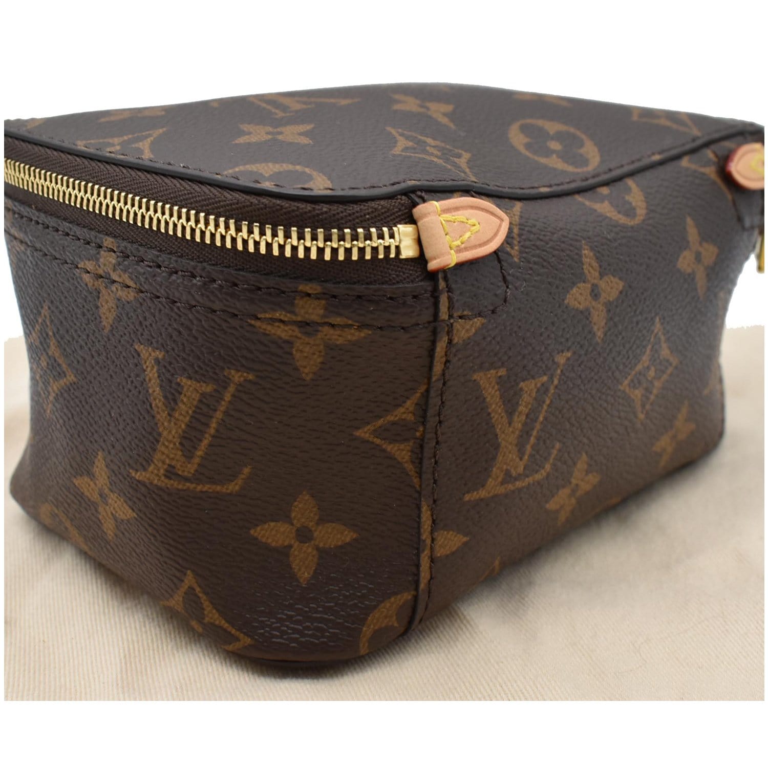 Louis Vuitton medium box, shopping bag and dust cover “NEW” for