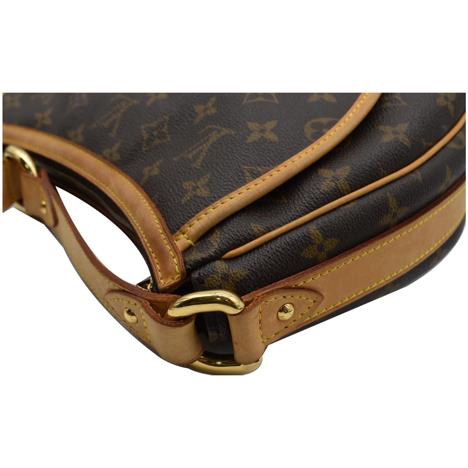Louis Vuitton Tulum PM Shoulder Bag - Farfetch