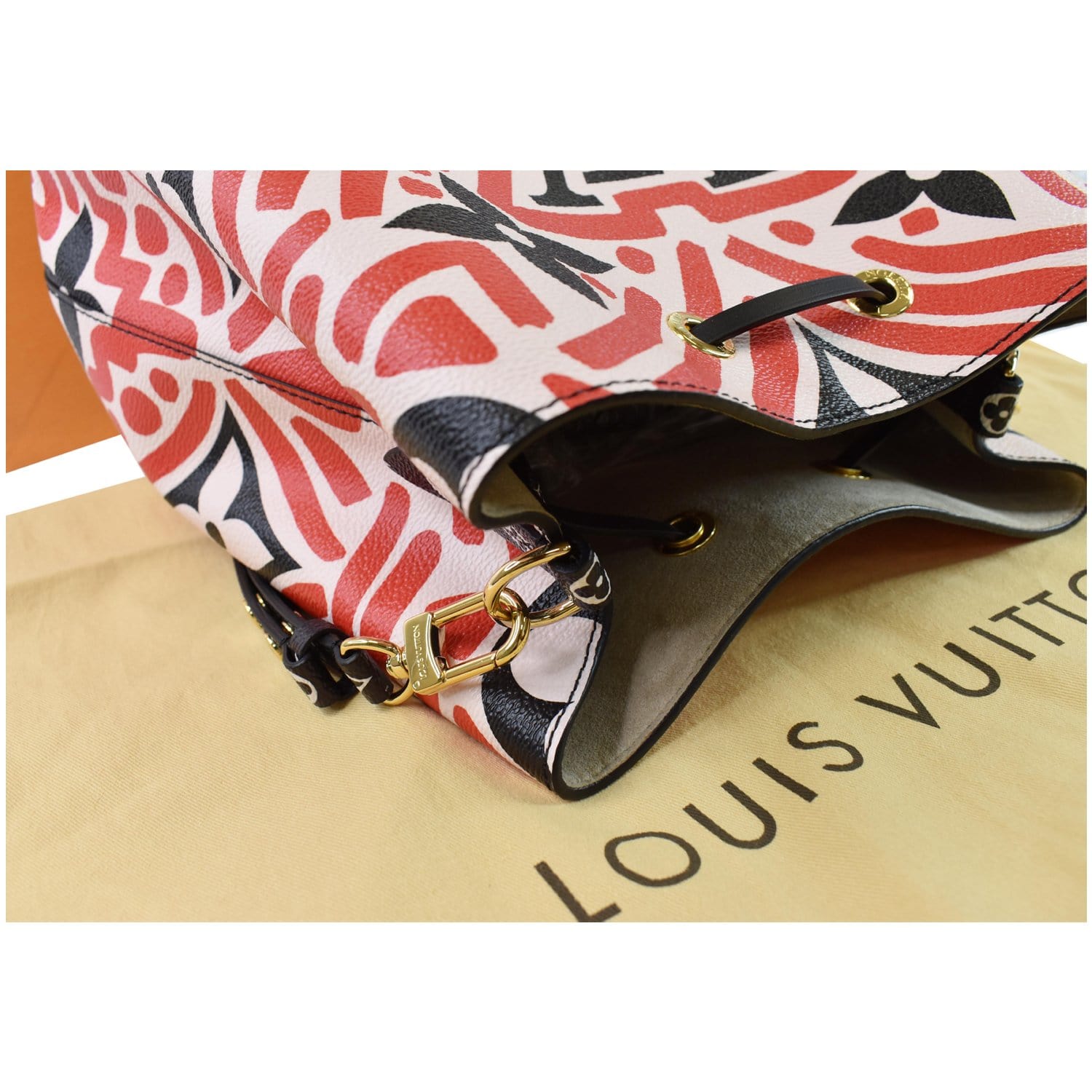 Louis Vuitton LV Crafty Neonoe MM M45362