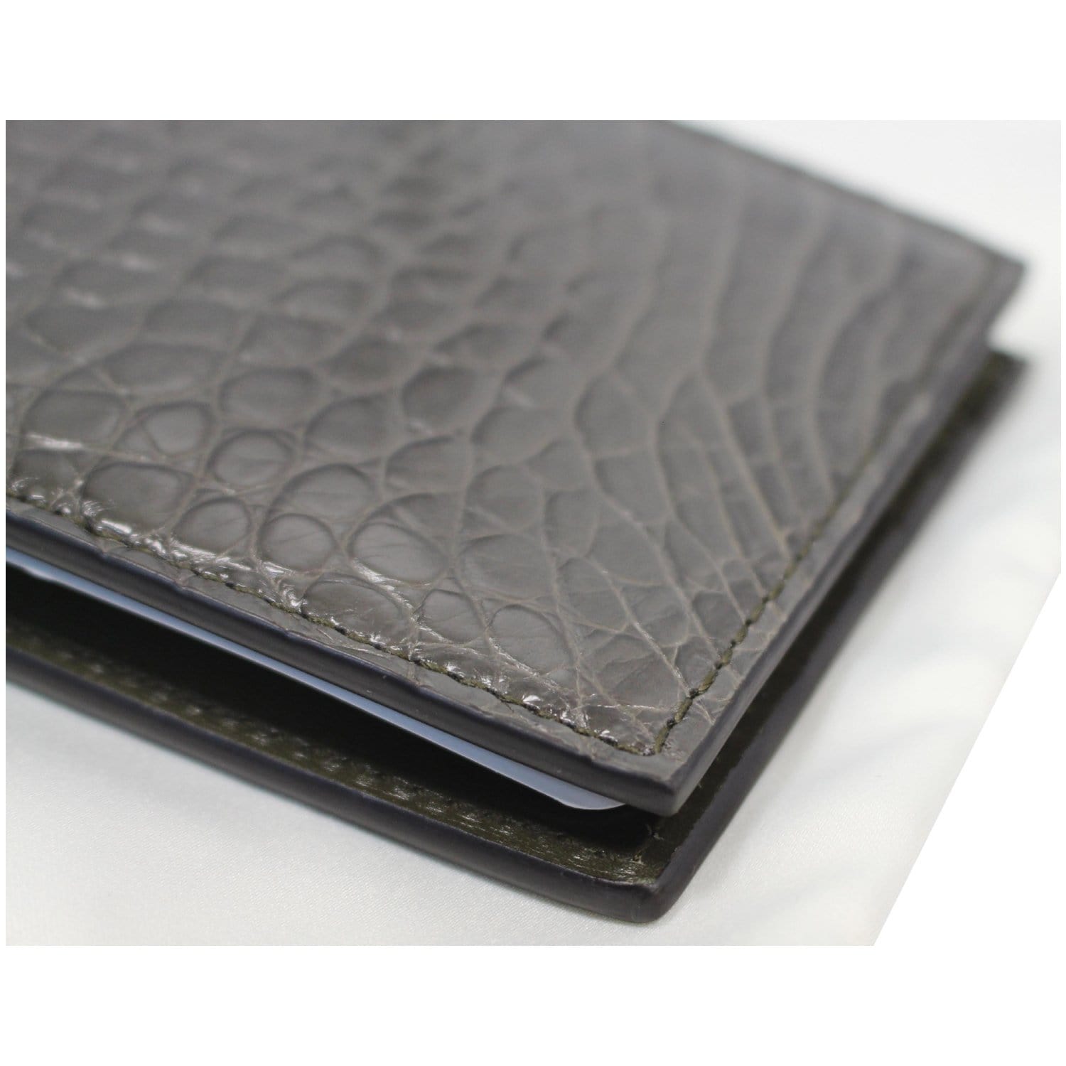 Gucci Bi-Fold Crocodile Leather Wallet Black - Men