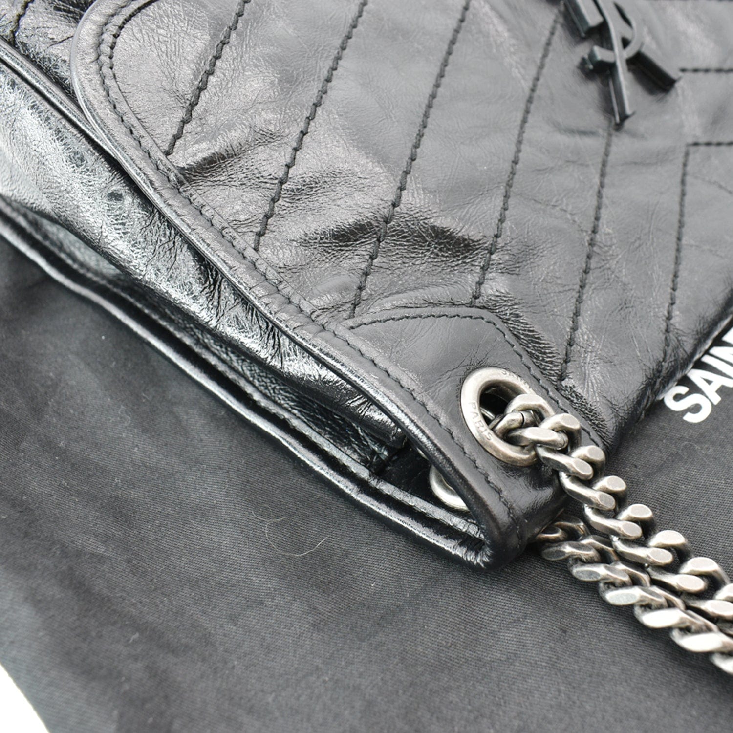 YVES SAINT LAURENT Niki Medium Leather Shoulder Bag Black