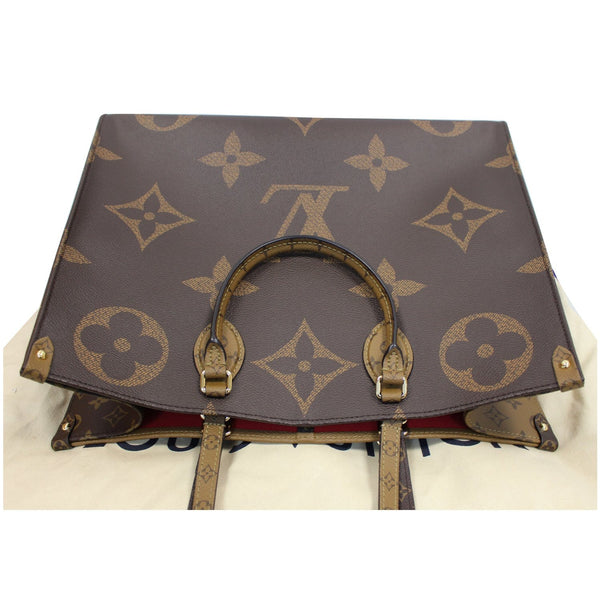 LOUIS VUITTON Onthego Reverse Monogram Giant Canvas Shoulder Bag Brown