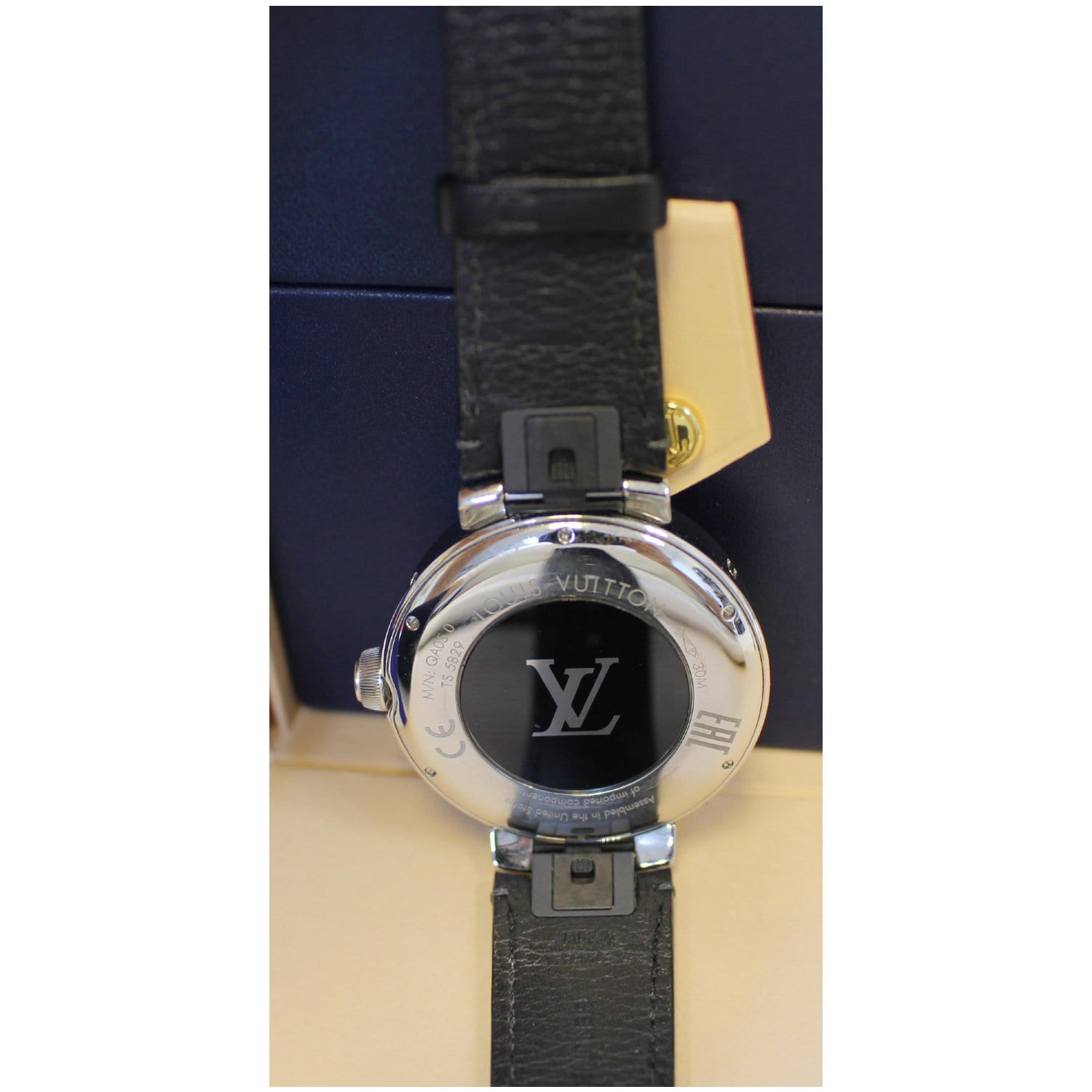 Louis Vuitton Tambour Horizon Black 42  Louis vuitton watches, Smartwatch  women, Tambour