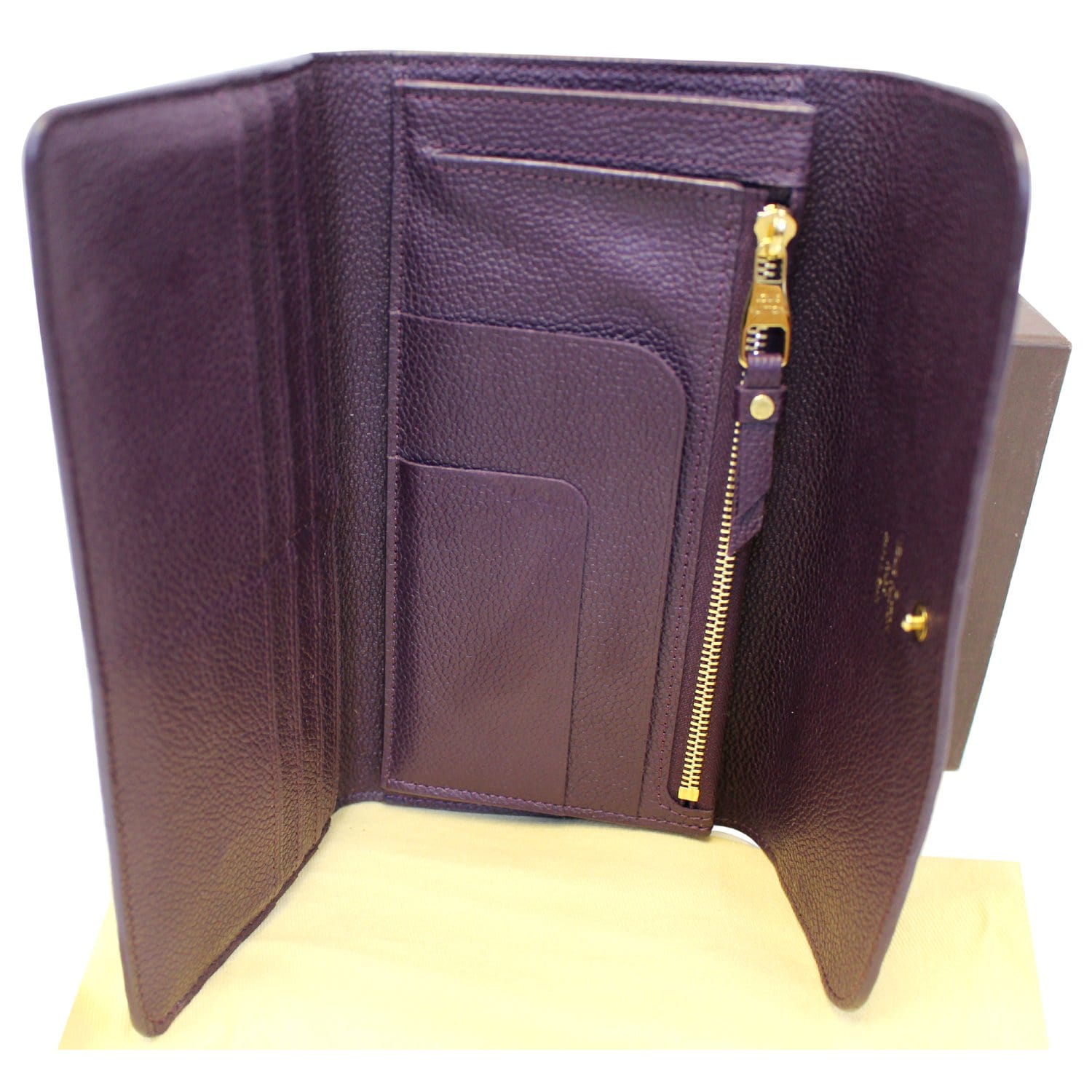 Leather flip flops Louis Vuitton Purple size 40 EU in Leather - 24885340