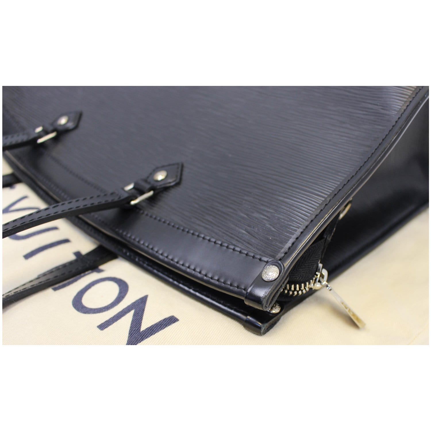 Louis Vuitton Madeleine GM Epi Leather Tote on SALE