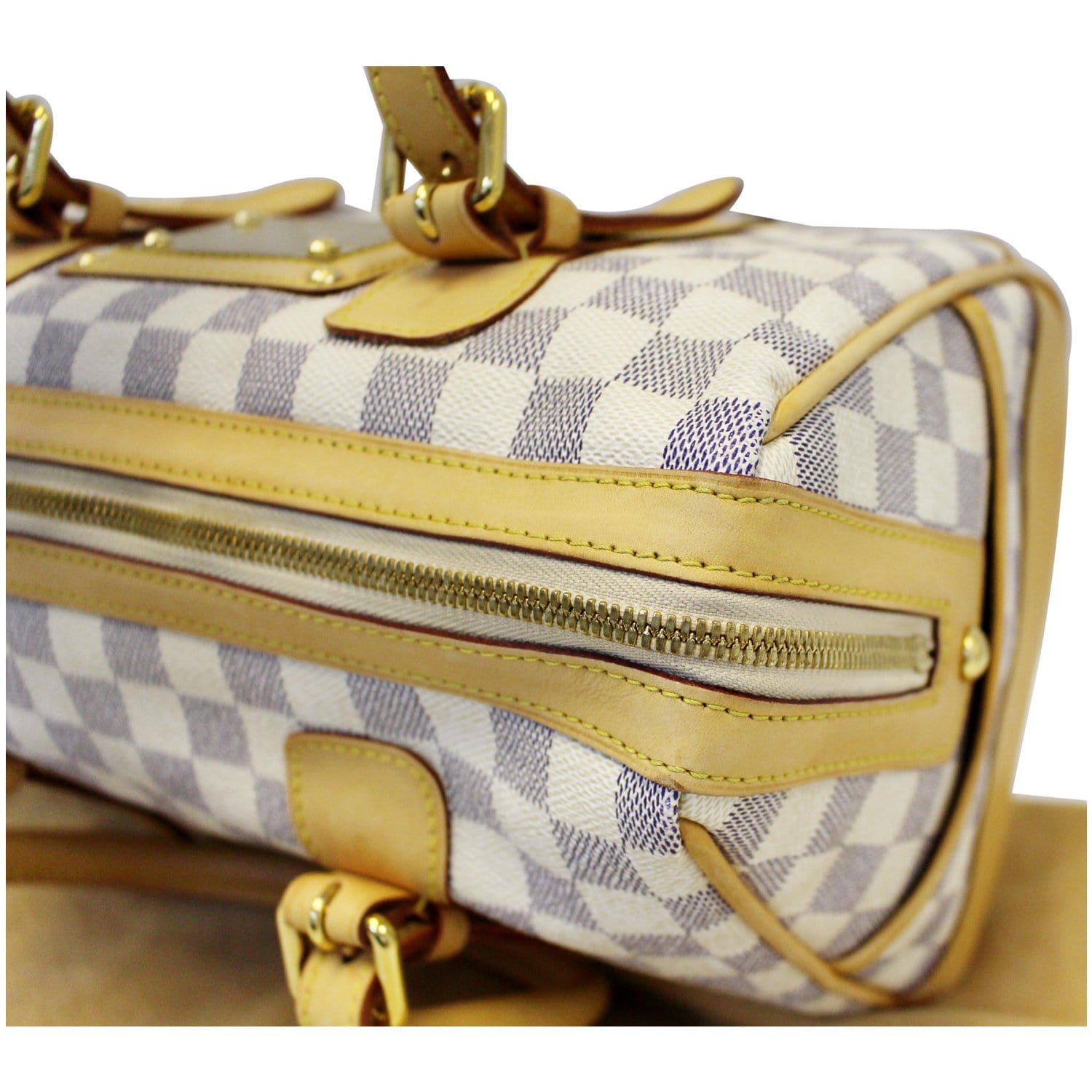 Berkeley cloth handbag Louis Vuitton White in Cloth - 17812187