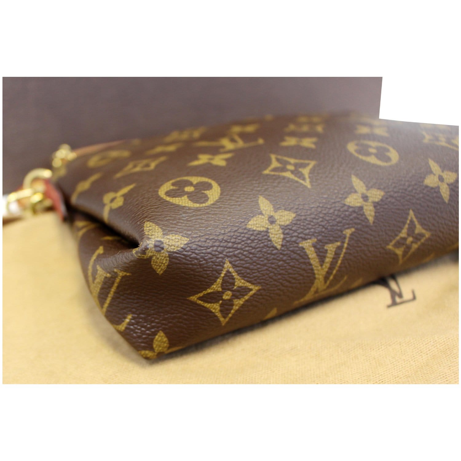 Louis Vuitton Pallas Clutch Monogram Canvas Yellow calf leather Leather  Brown ref.446369 - Joli Closet