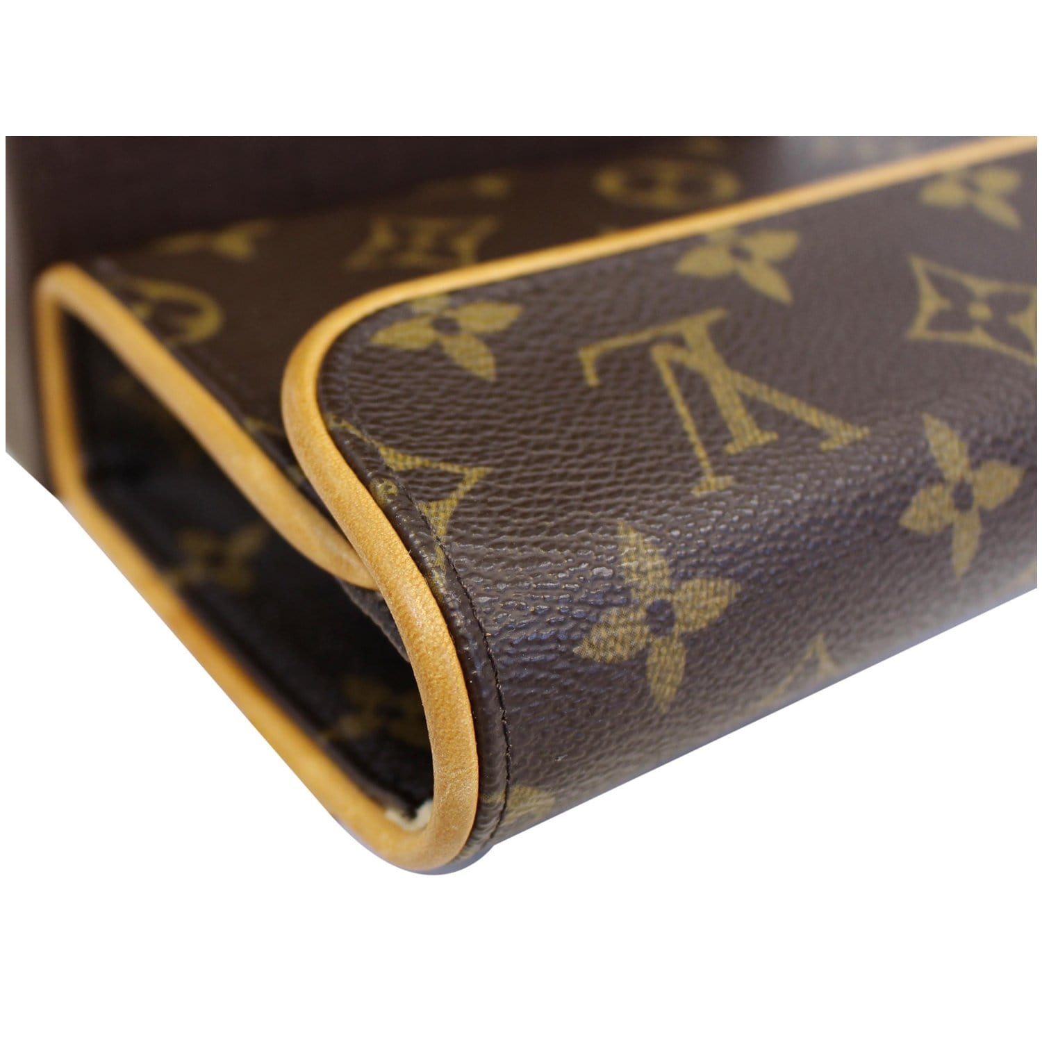Louis Vuitton Brown Monogram Pochette Florentine Cloth ref.781994 - Joli  Closet