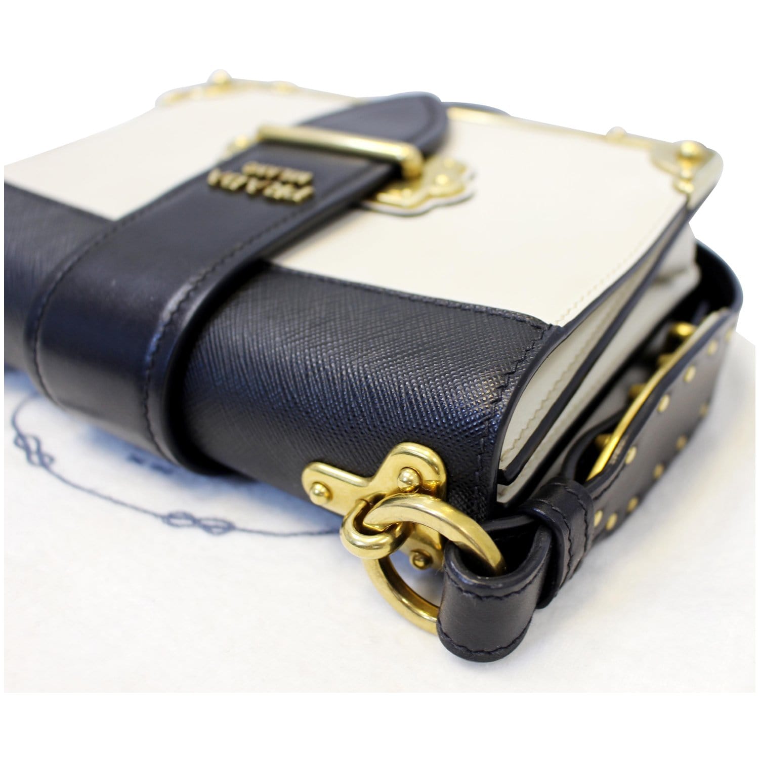 Prada gray leather Cahier bag - Second Hand / Used – Vintega