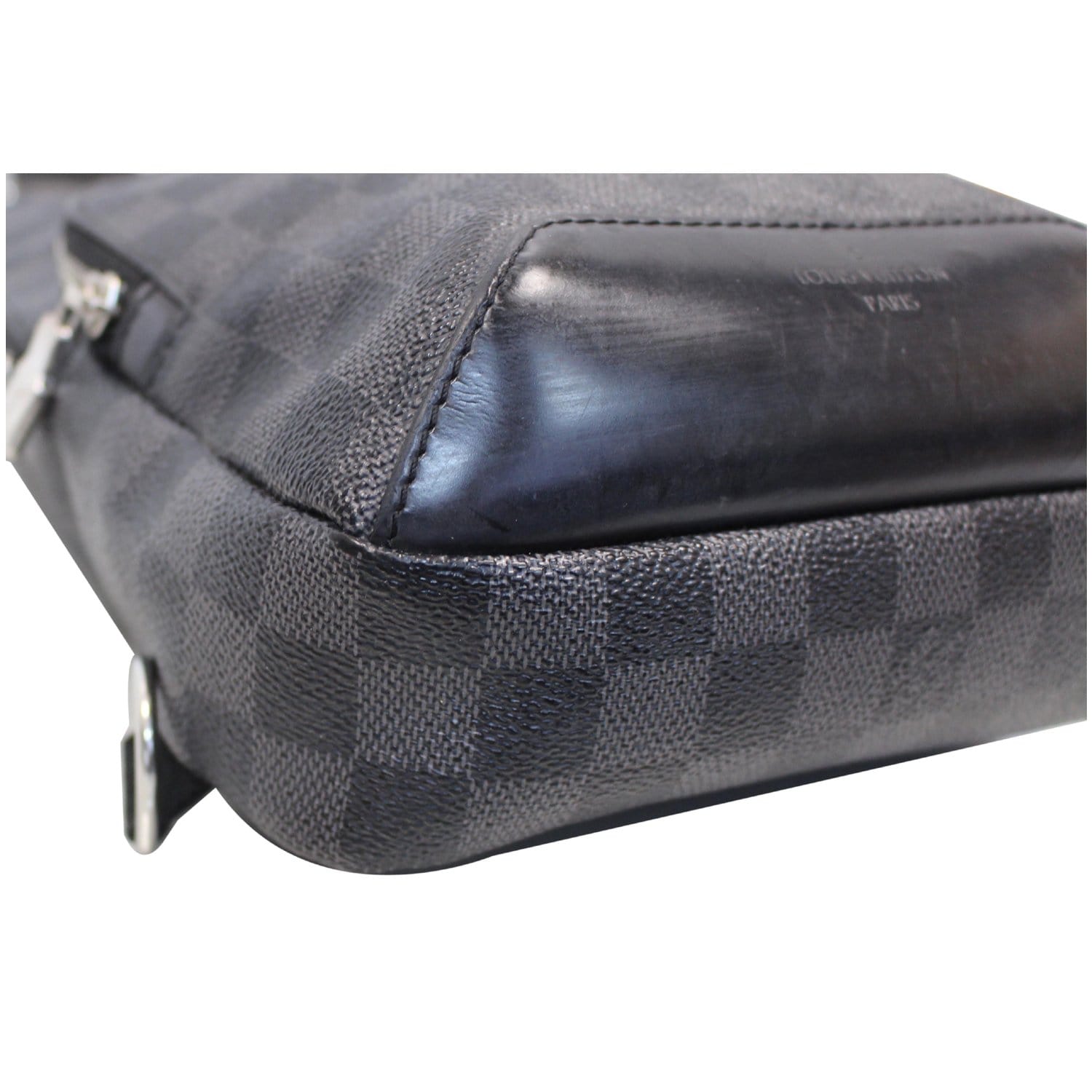 Louis Vuitton pre-owned Avenue Sling Shoulder Bag - Farfetch