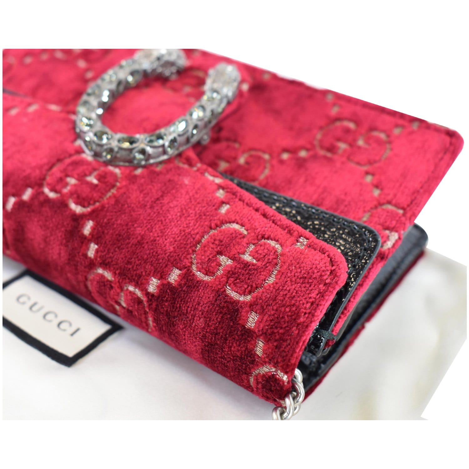 Pre-owned Louis Vuitton Velvet Bag In Red