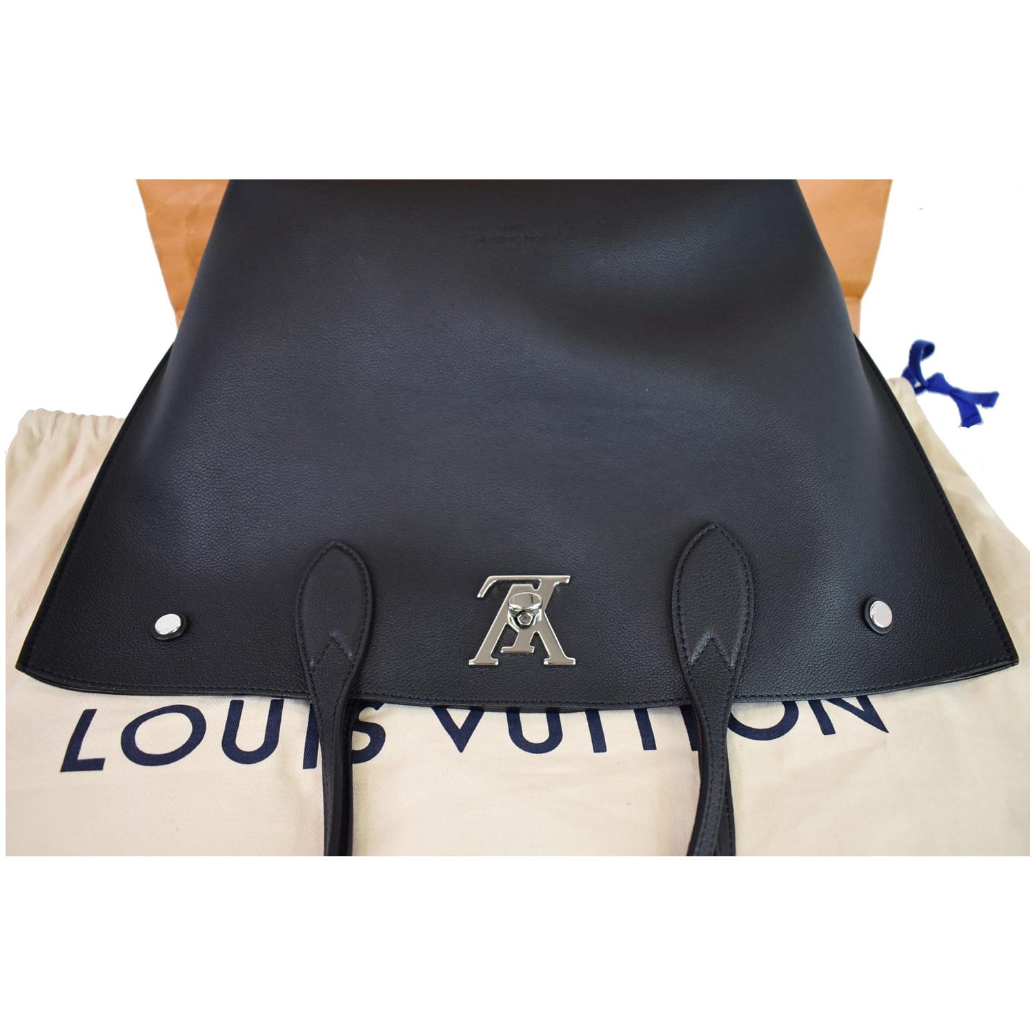 Shop Louis Vuitton LOCKME Casual Style A4 Bi-color Plain Leather Office  Style by CITYMONOSHOP