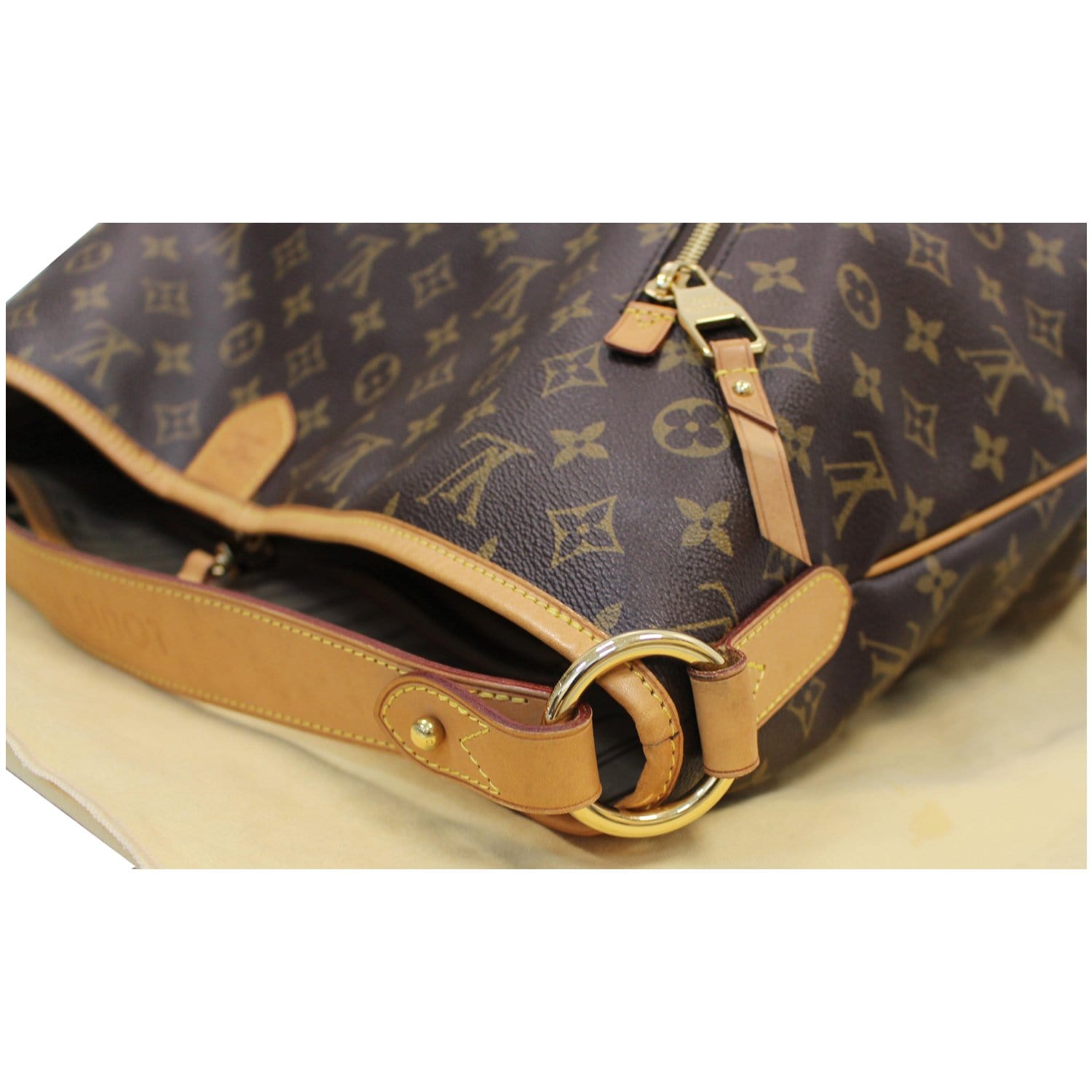 Delightful cloth handbag Louis Vuitton Brown in Cloth - 36503954