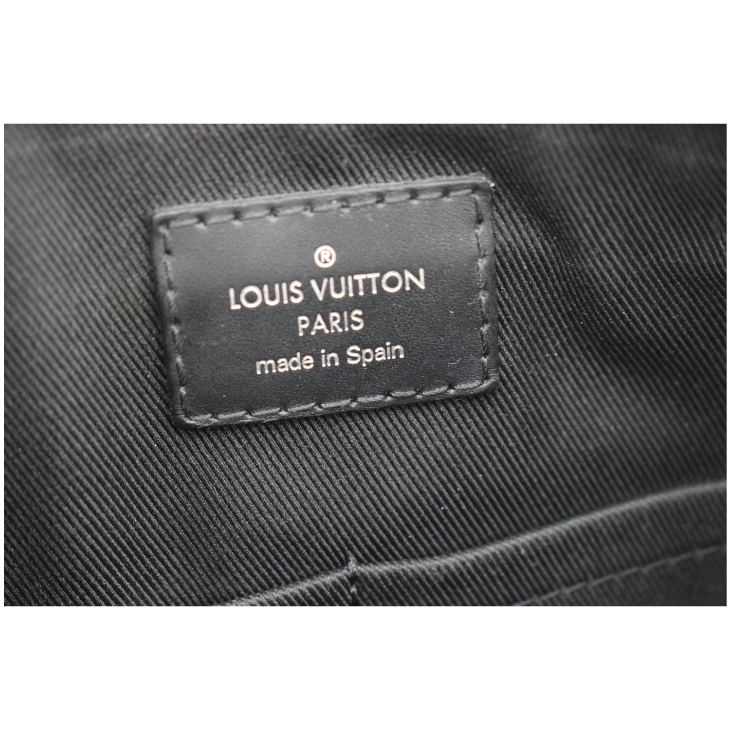 LOUIS VUITTON Louis Vuitton Mick PM Shoulder Bag N40003 Damier Graphite  Canvas Black Gray Silver Hardware Messenger