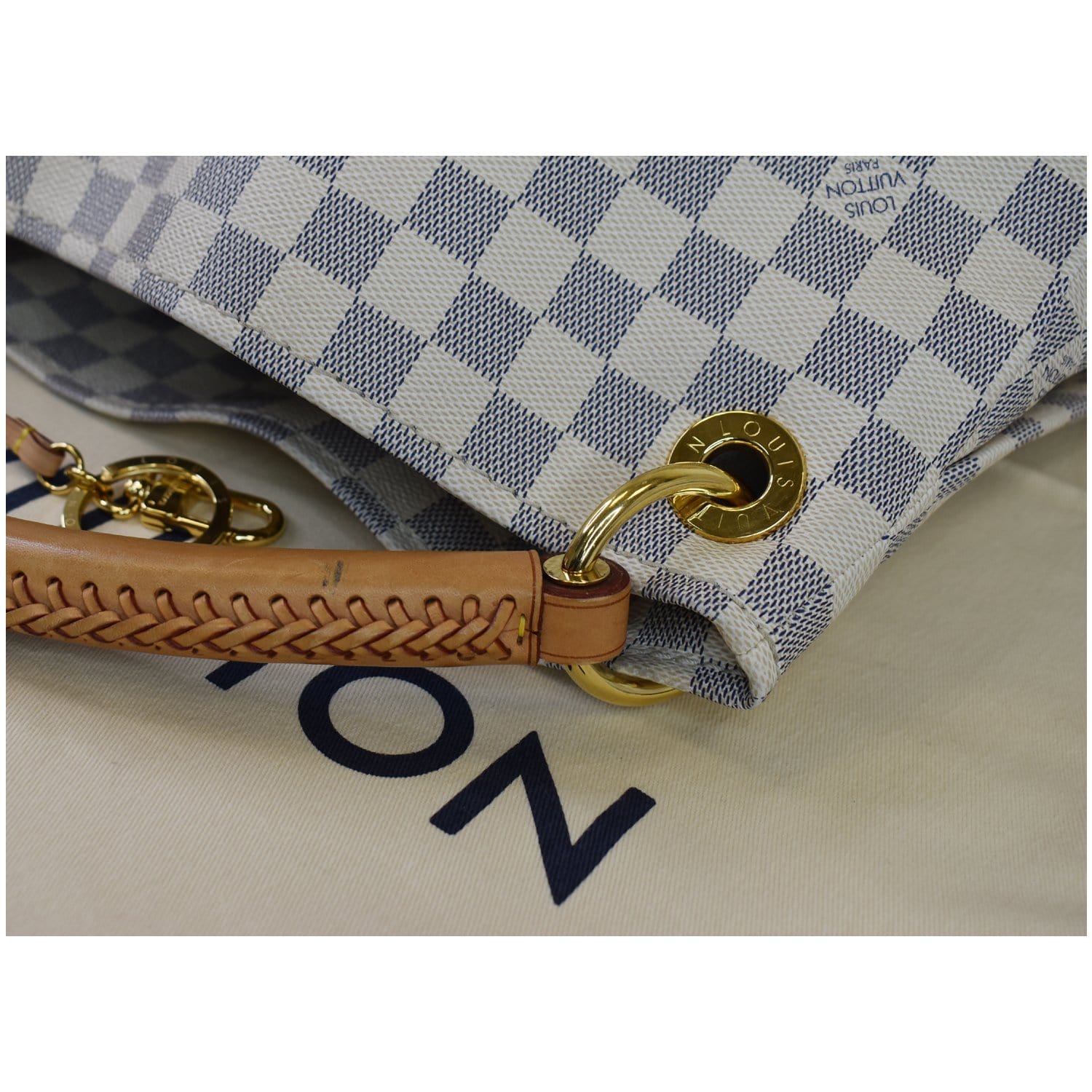 Louis Vuitton Damier Azur Artsy MM Shoulder Bag (SHF-e4MqKD) – LuxeDH