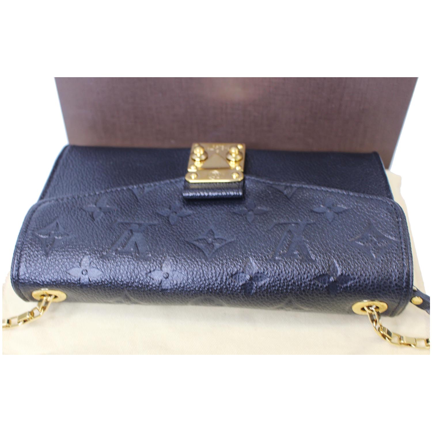 Louis Vuitton Noir Empreinte St Germain MM Flap Bag – Designer Exchange Ltd