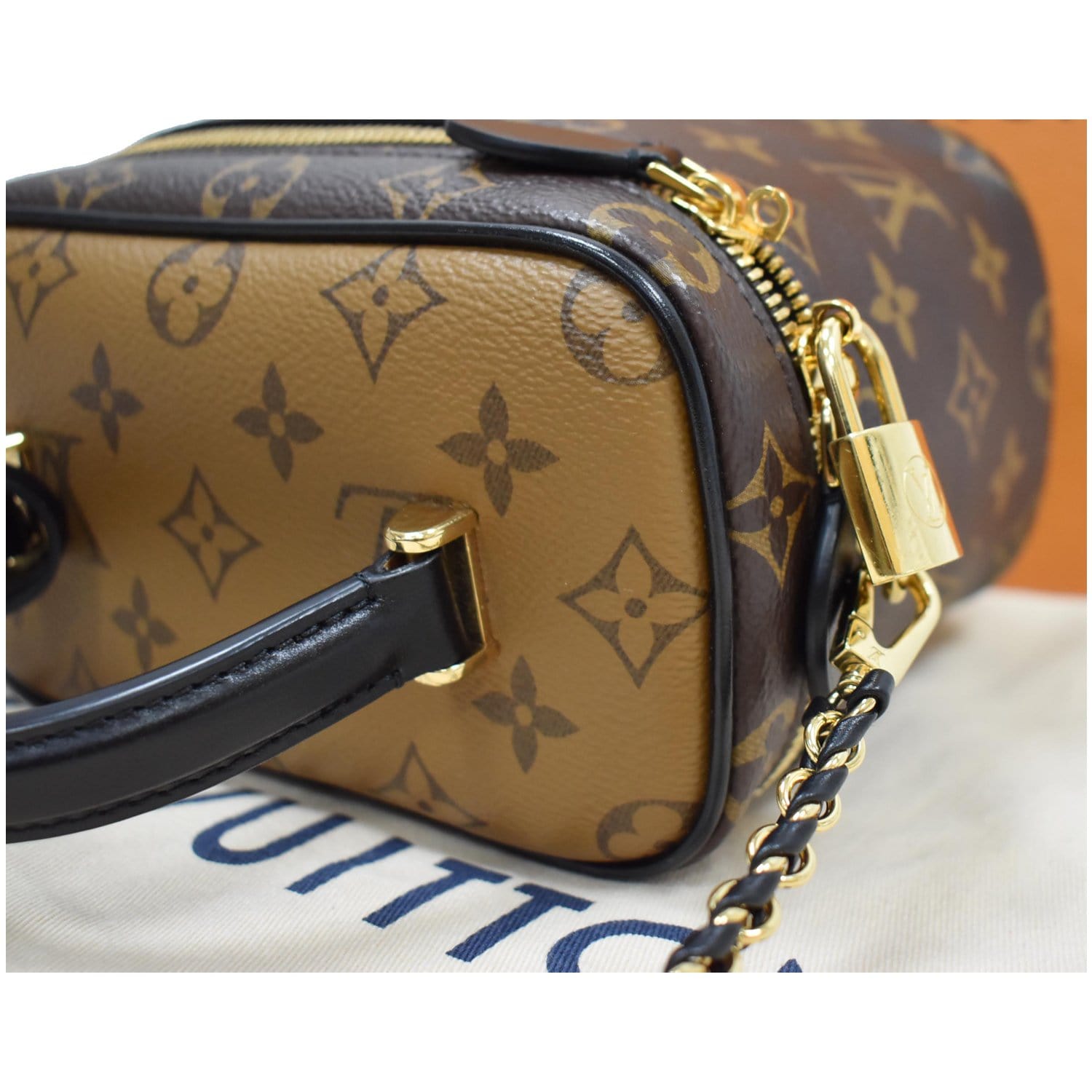Vanity leather crossbody bag Louis Vuitton Brown in Leather - 35651802