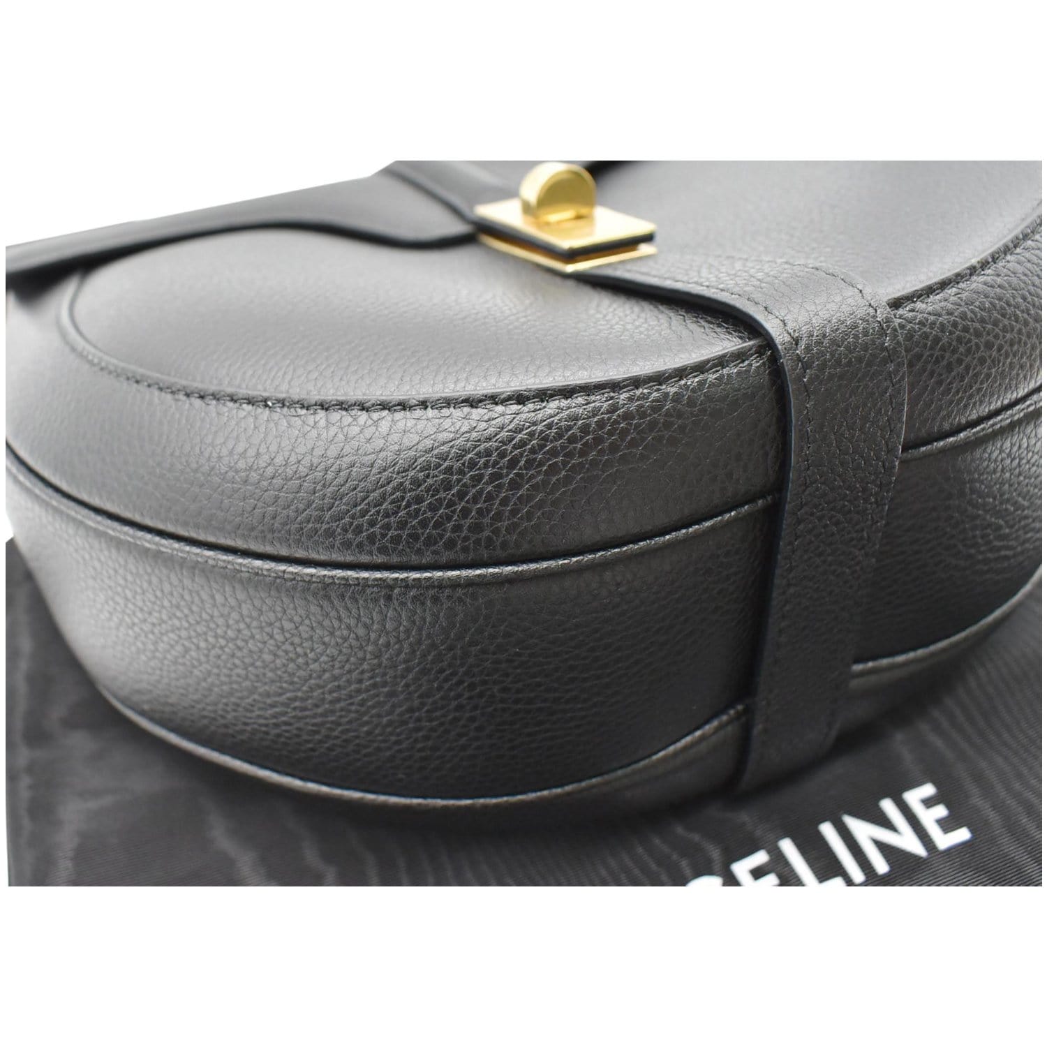 Celine Sac 16 Besace Handbag