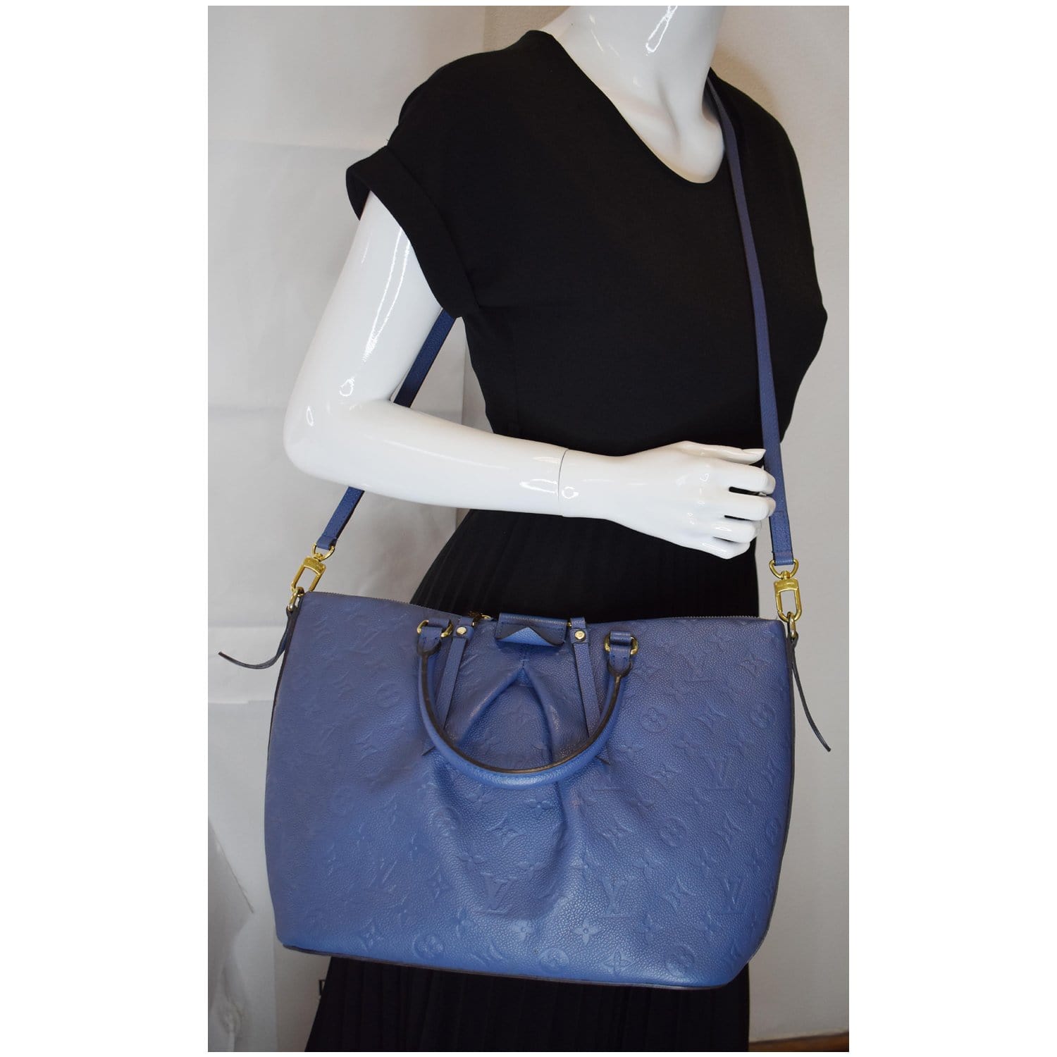 Louis Vuitton Blue Marine Monogram Empreinte Blanche MM Bag – The