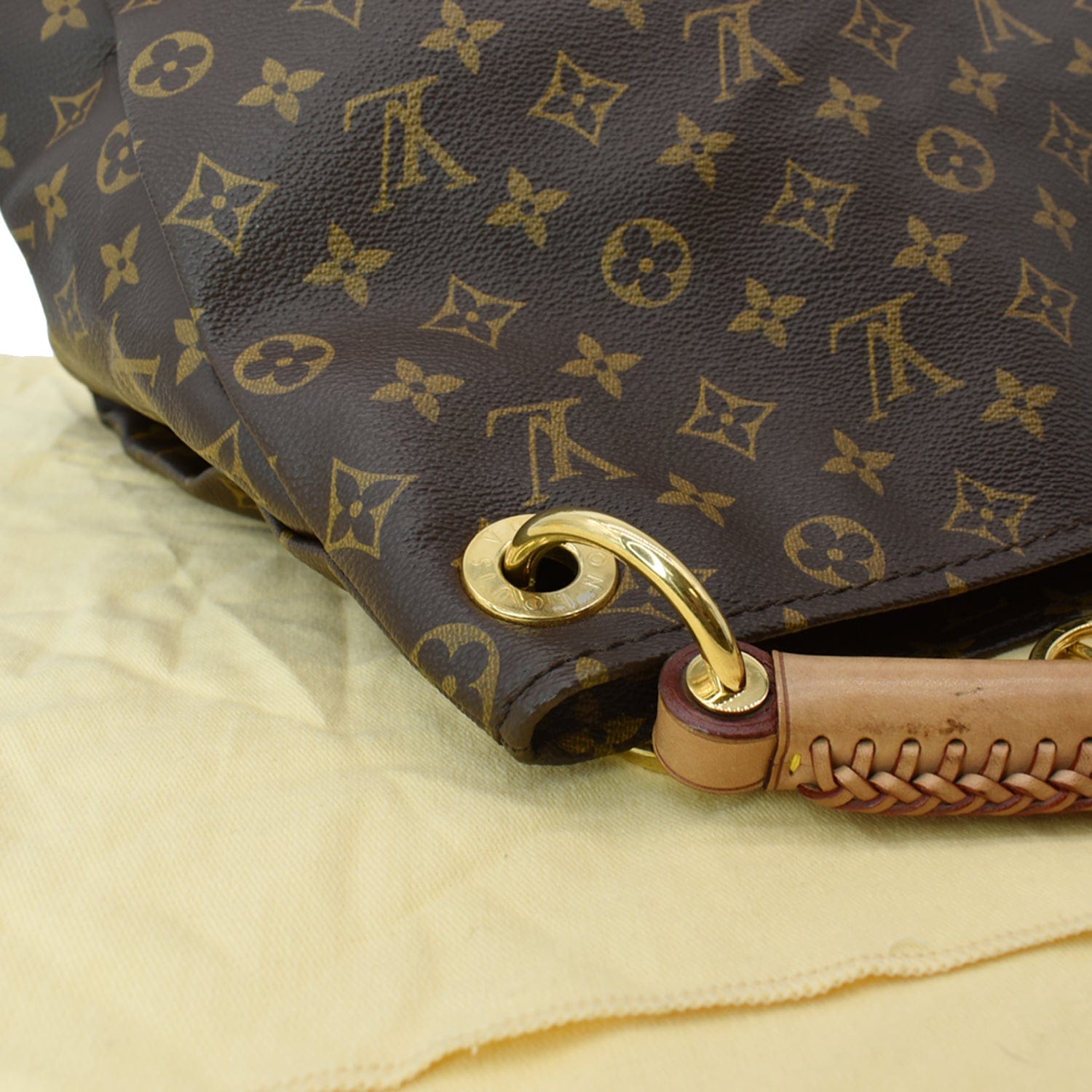Vintage Used Louis Vuitton Artsy MM Monogram Handbag 