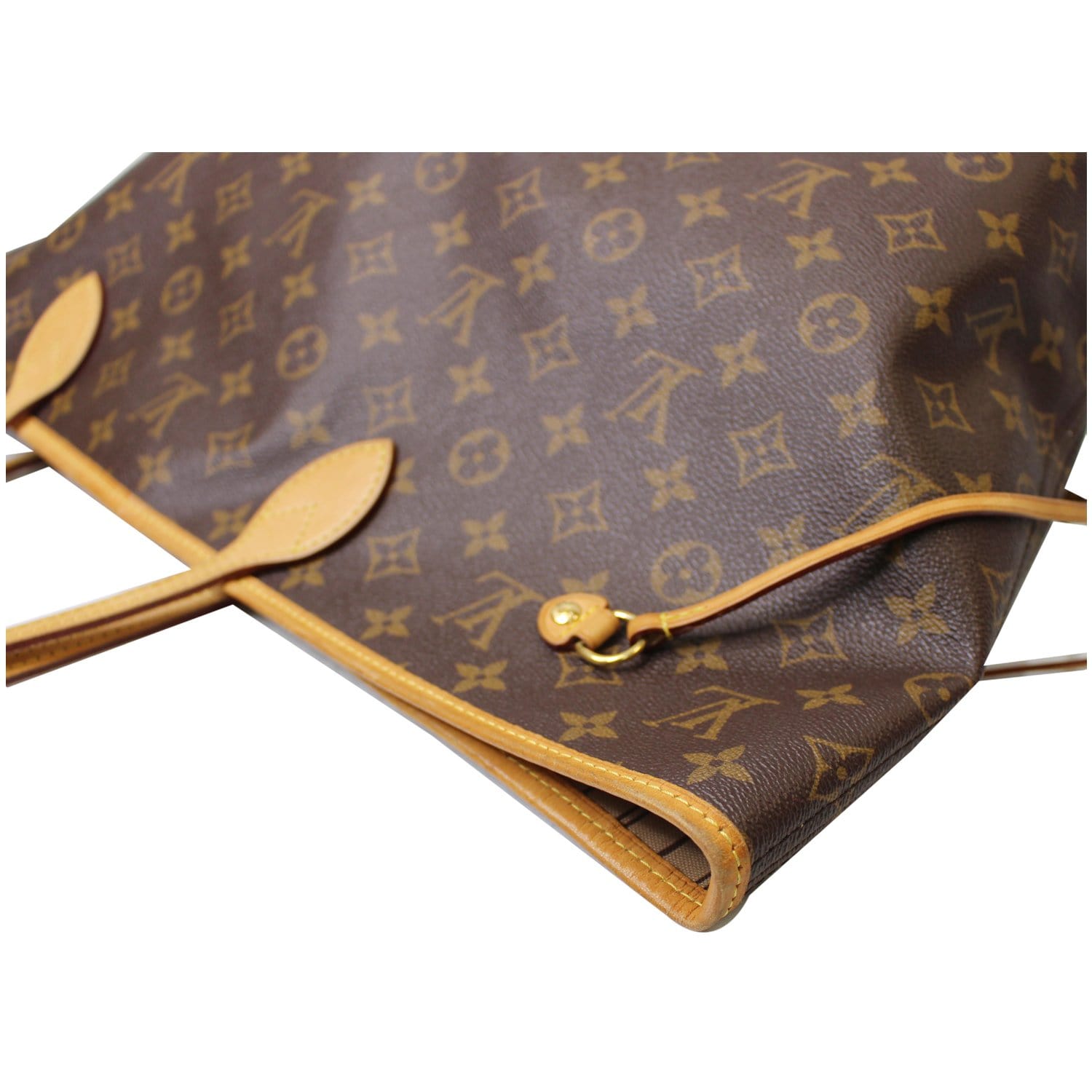LV Saumur GM…must have!!!  Fashion, Louis vuitton bag neverfull, Fashion  bags